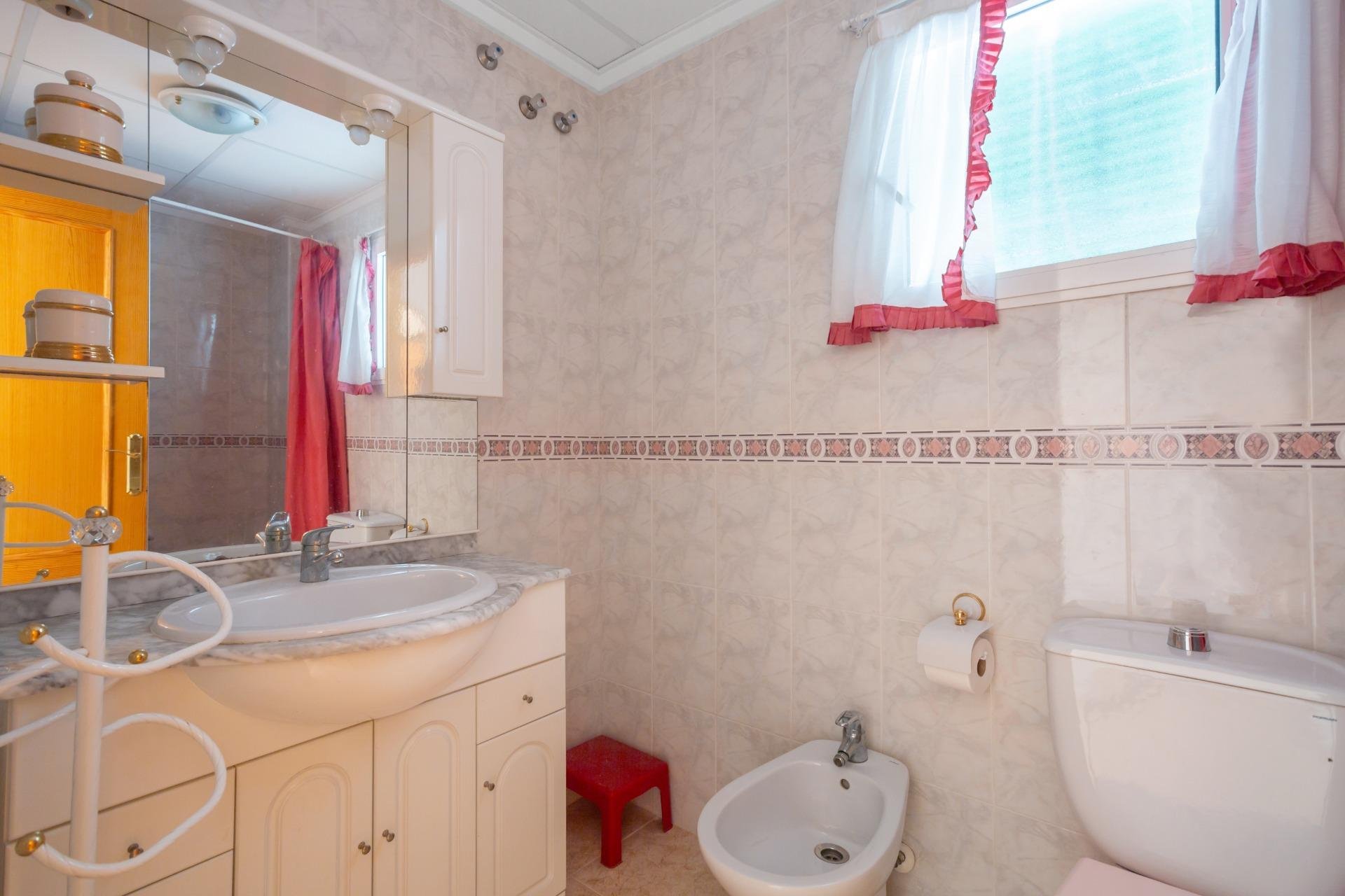 Reventa - Apartamento / piso -
Torrevieja - Playa del Cura