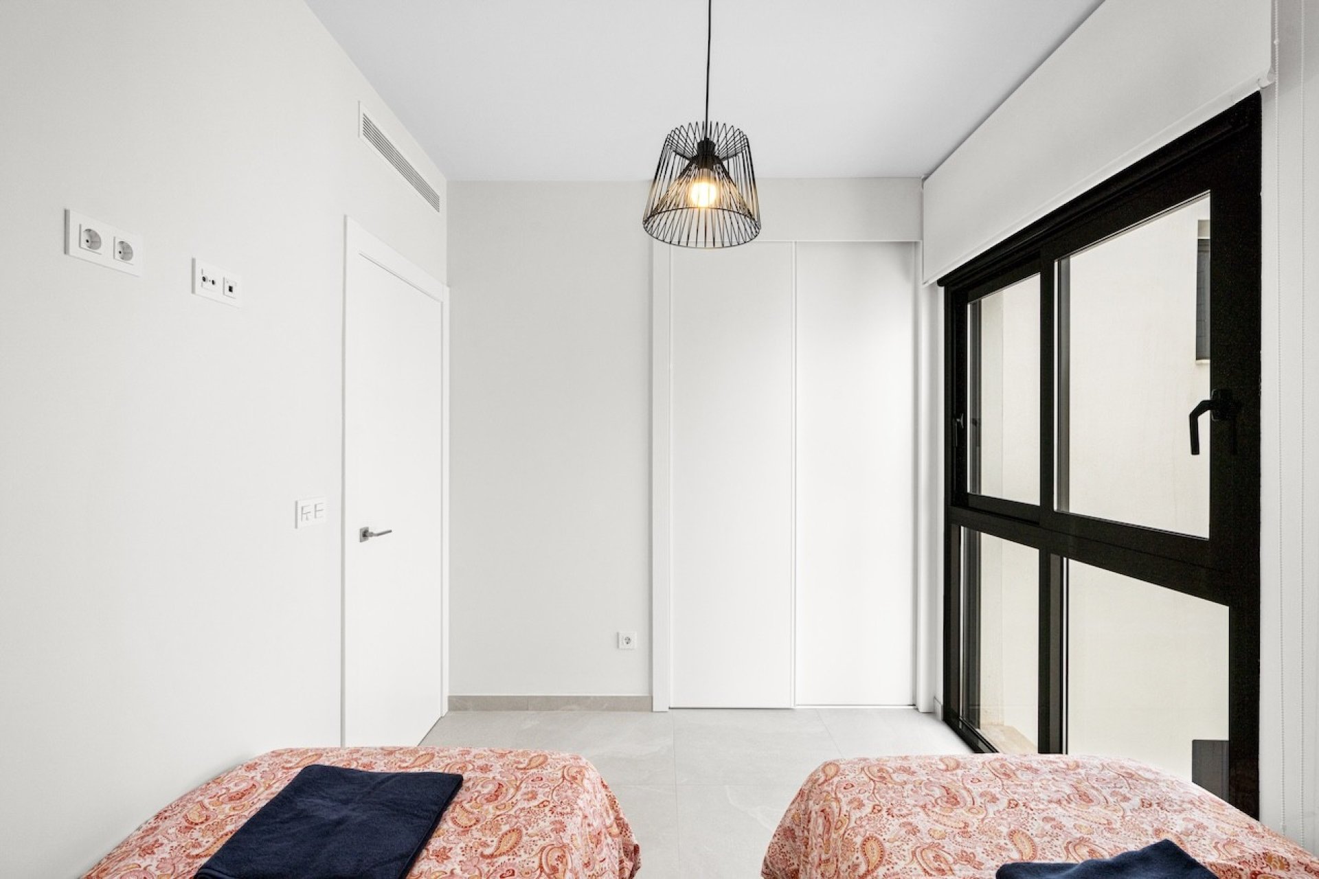 Reventa - Apartamento / piso -
Torrevieja - Playa del Cura