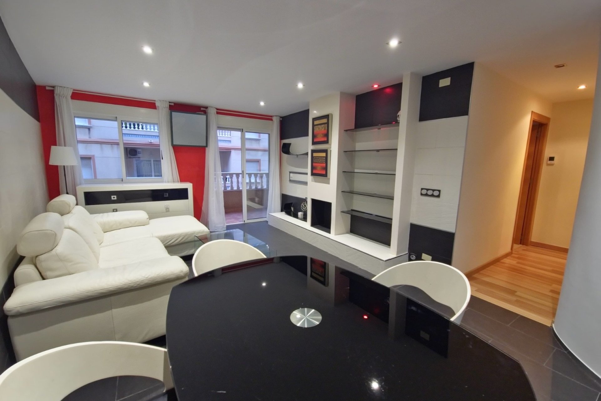 Reventa - Apartamento / piso -
Torrevieja - Playa del Cura