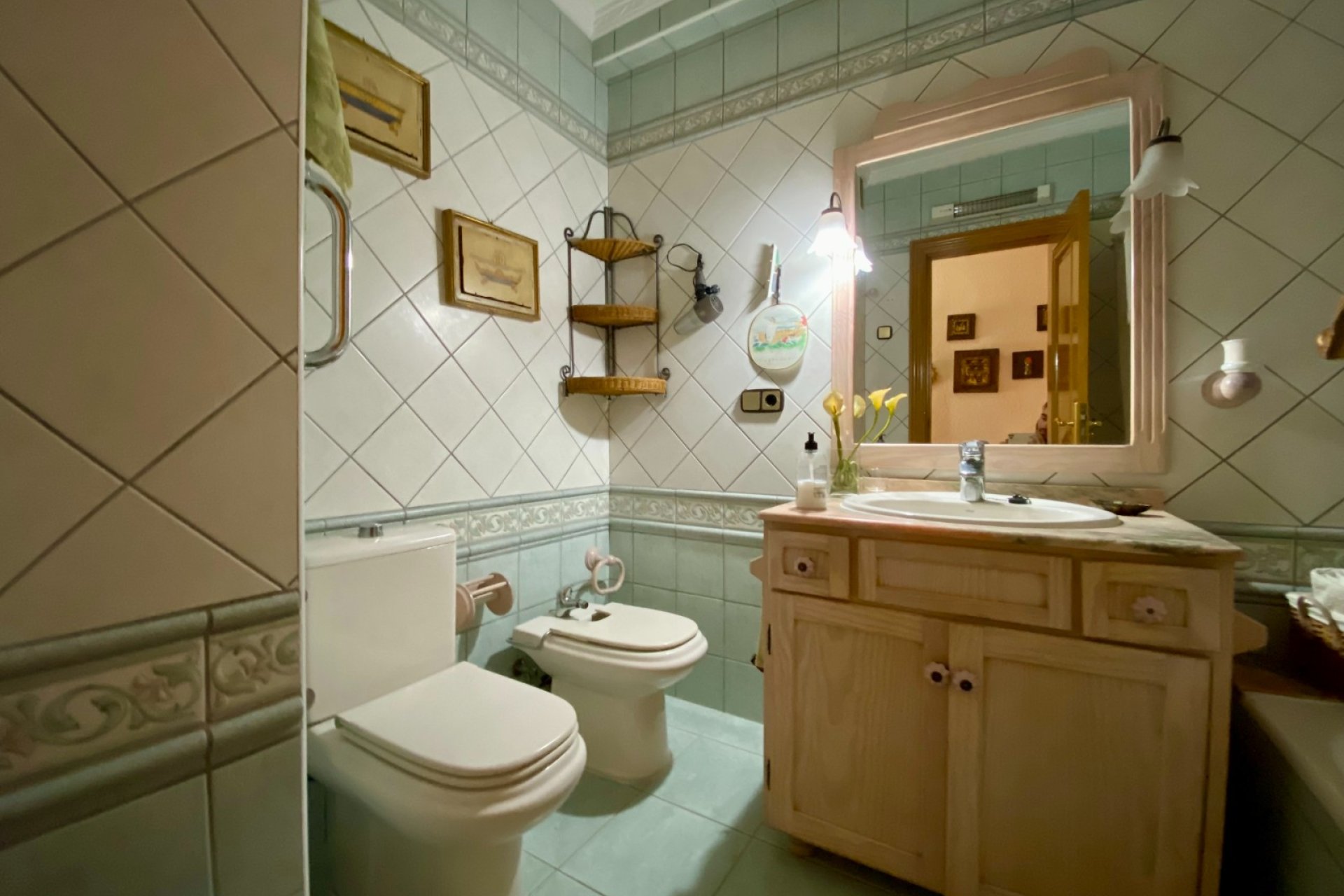 Reventa - Apartamento / piso -
Torrevieja - Playa Del Cura