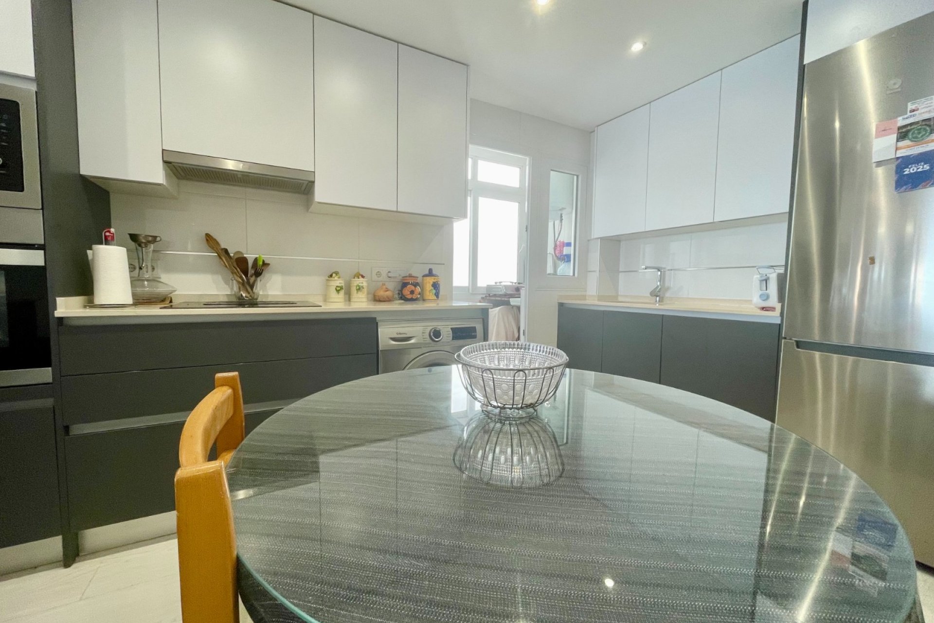 Reventa - Apartamento / piso -
Torrevieja - Playa Del Cura