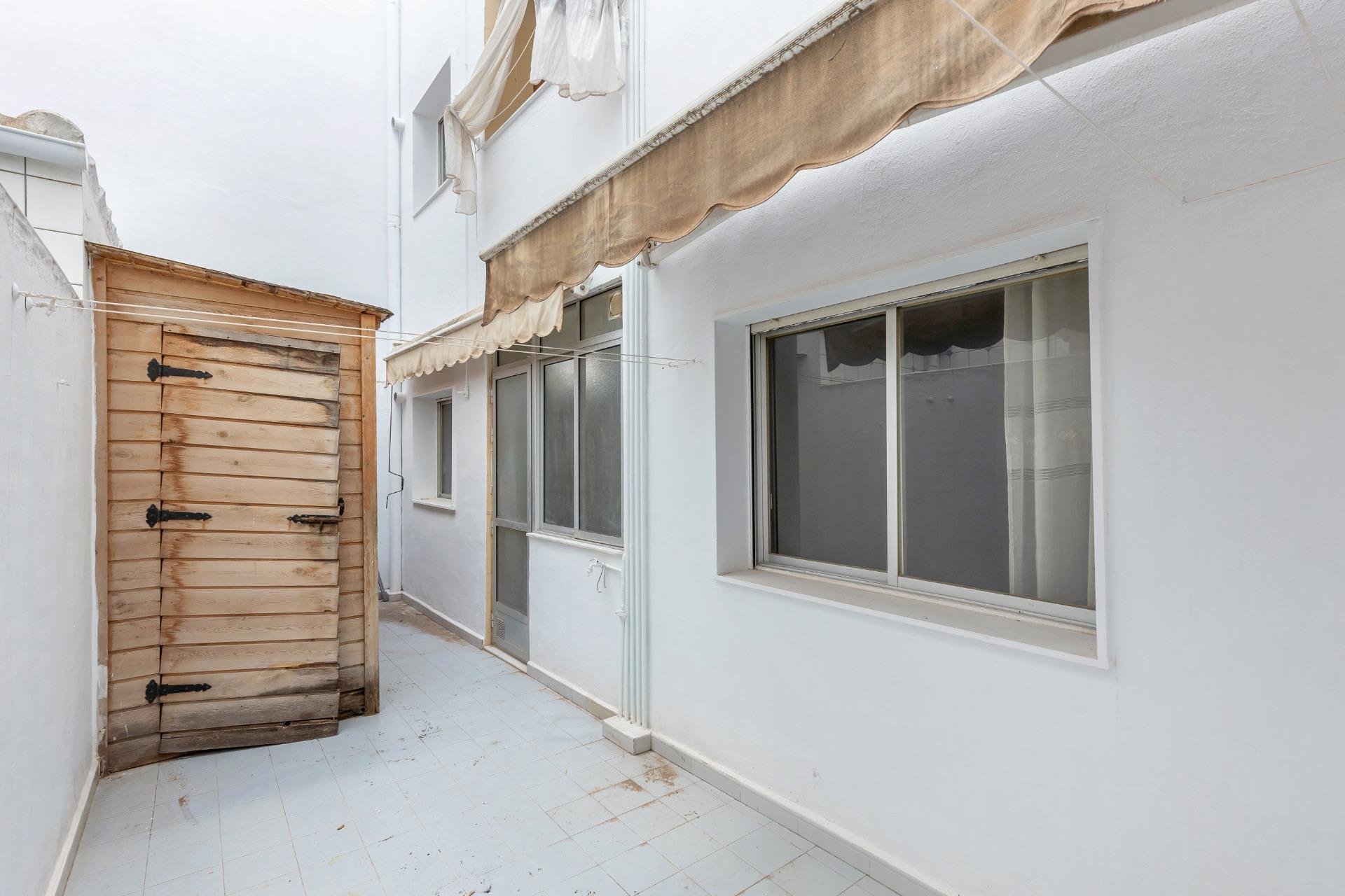 Reventa - Apartamento / piso -
Torrevieja - Playa del Cura