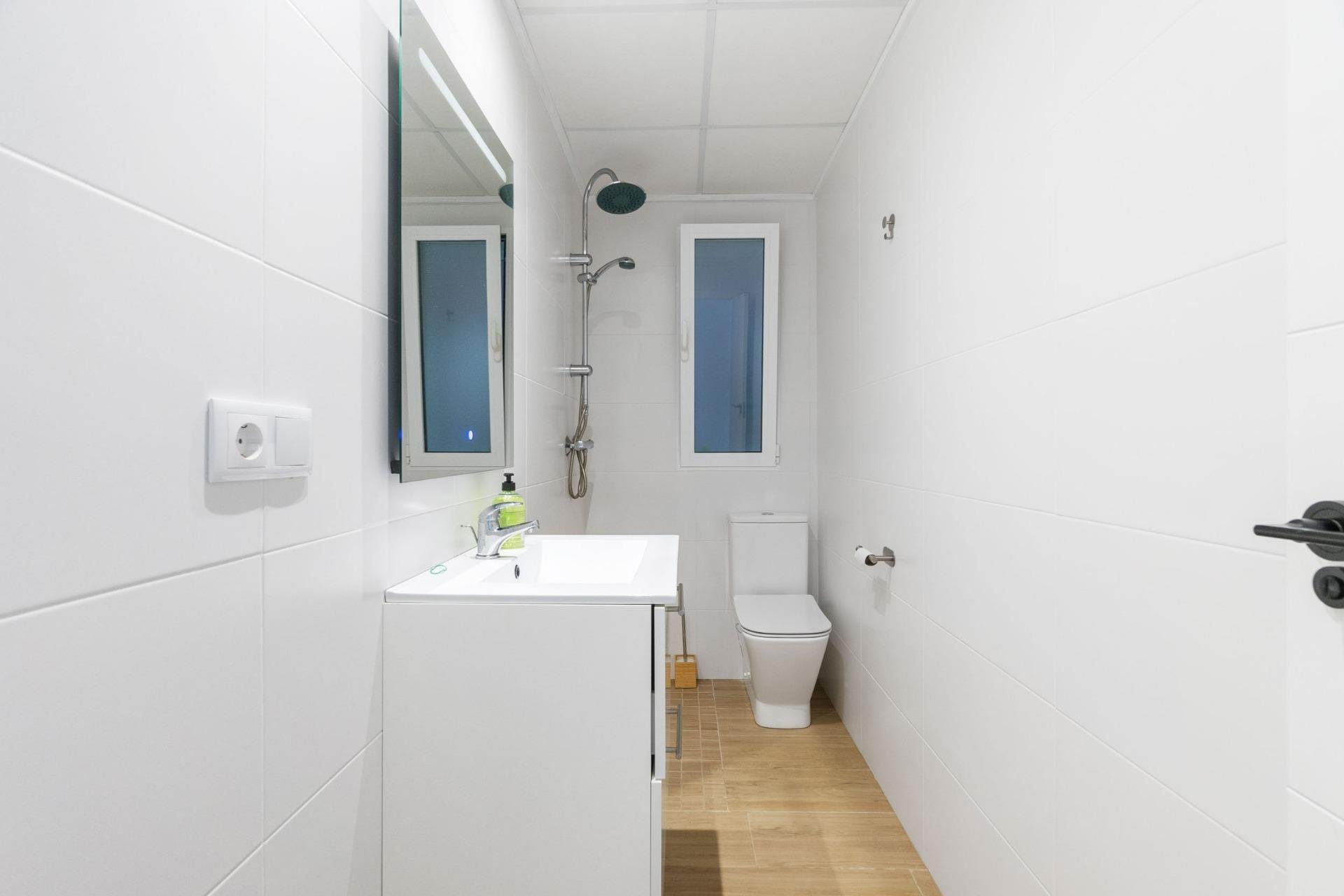 Reventa - Apartamento / piso -
Torrevieja - Playa Del Cura