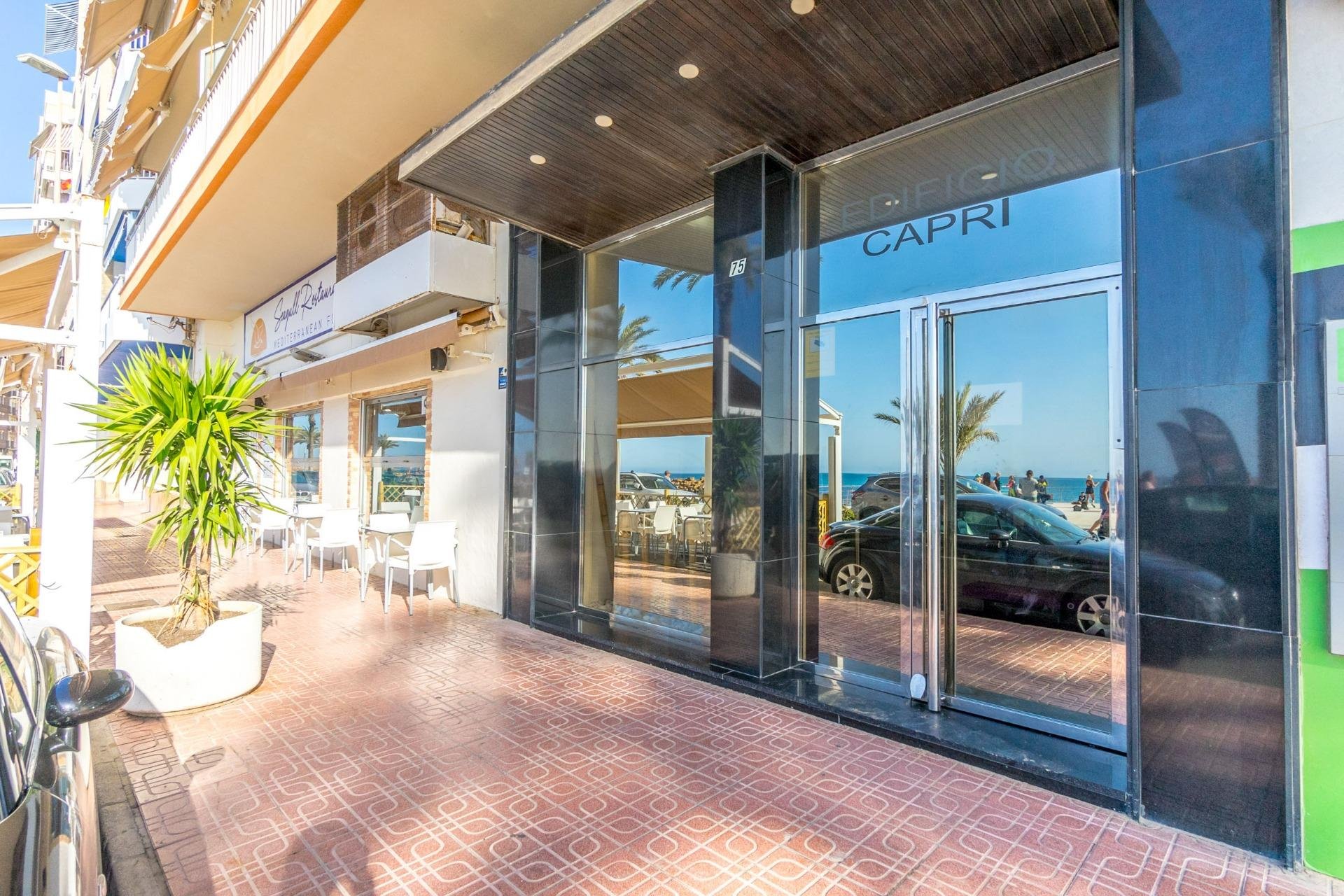 Reventa - Apartamento / piso -
Torrevieja - Playa Del Cura