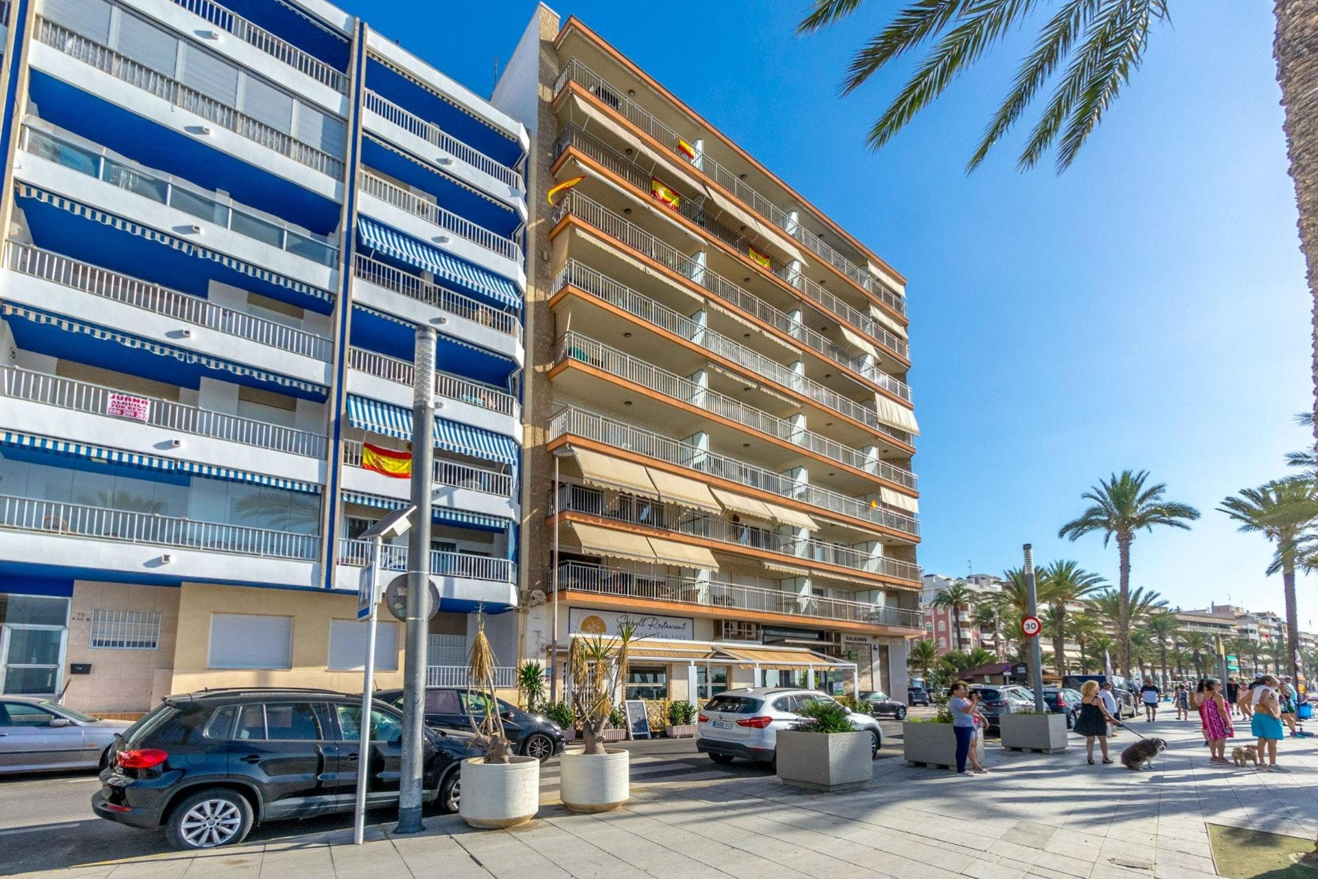 Reventa - Apartamento / piso -
Torrevieja - Playa Del Cura