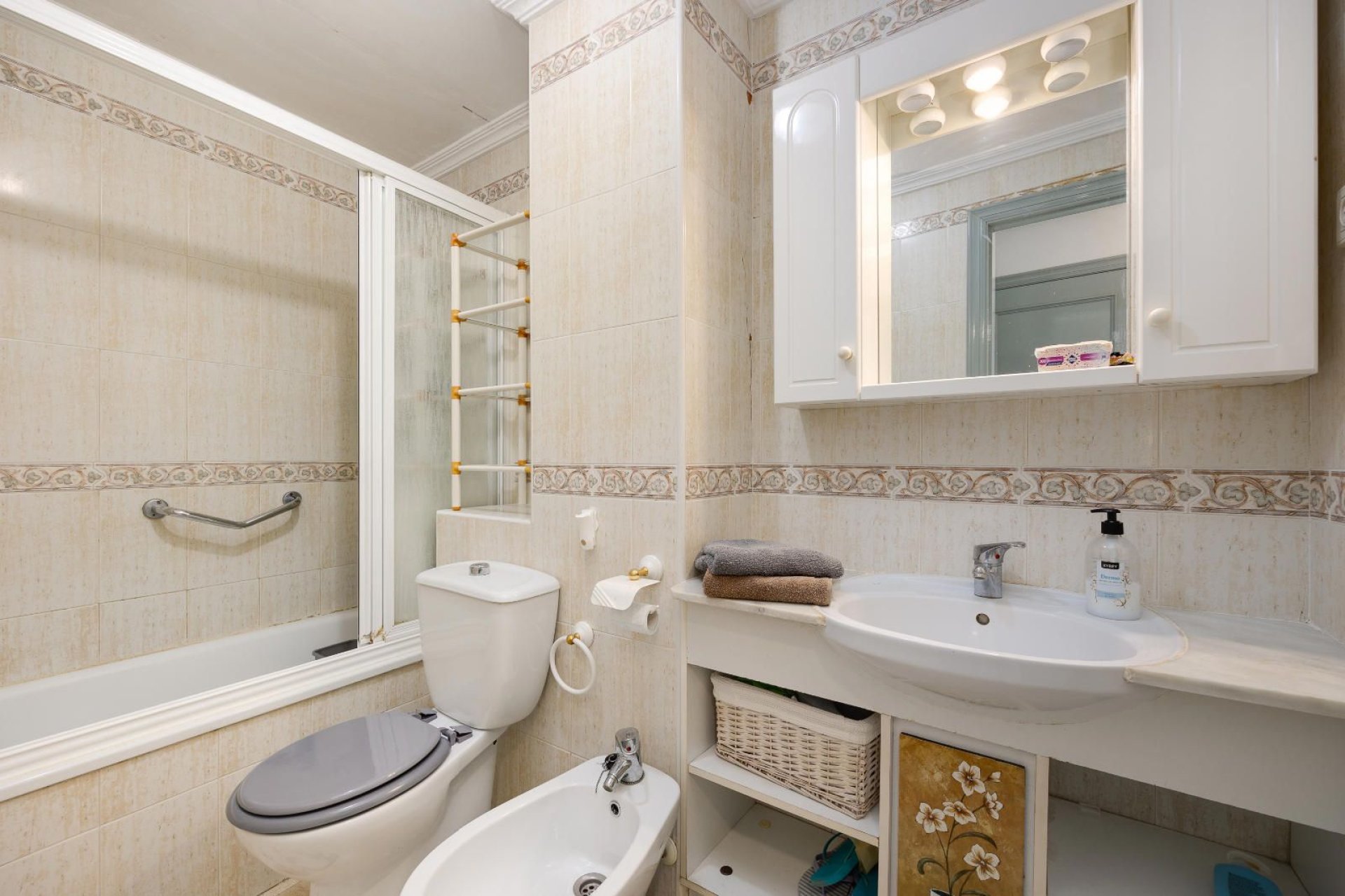 Reventa - Apartamento / piso -
Torrevieja - Playa del Cura