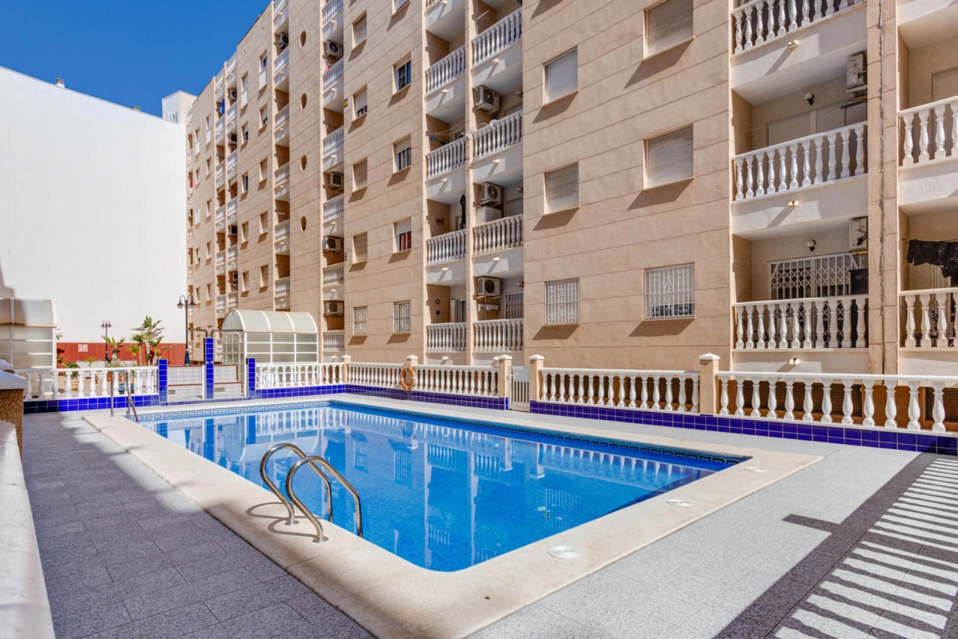 Reventa - Apartamento / piso -
Torrevieja - Playa del Cura