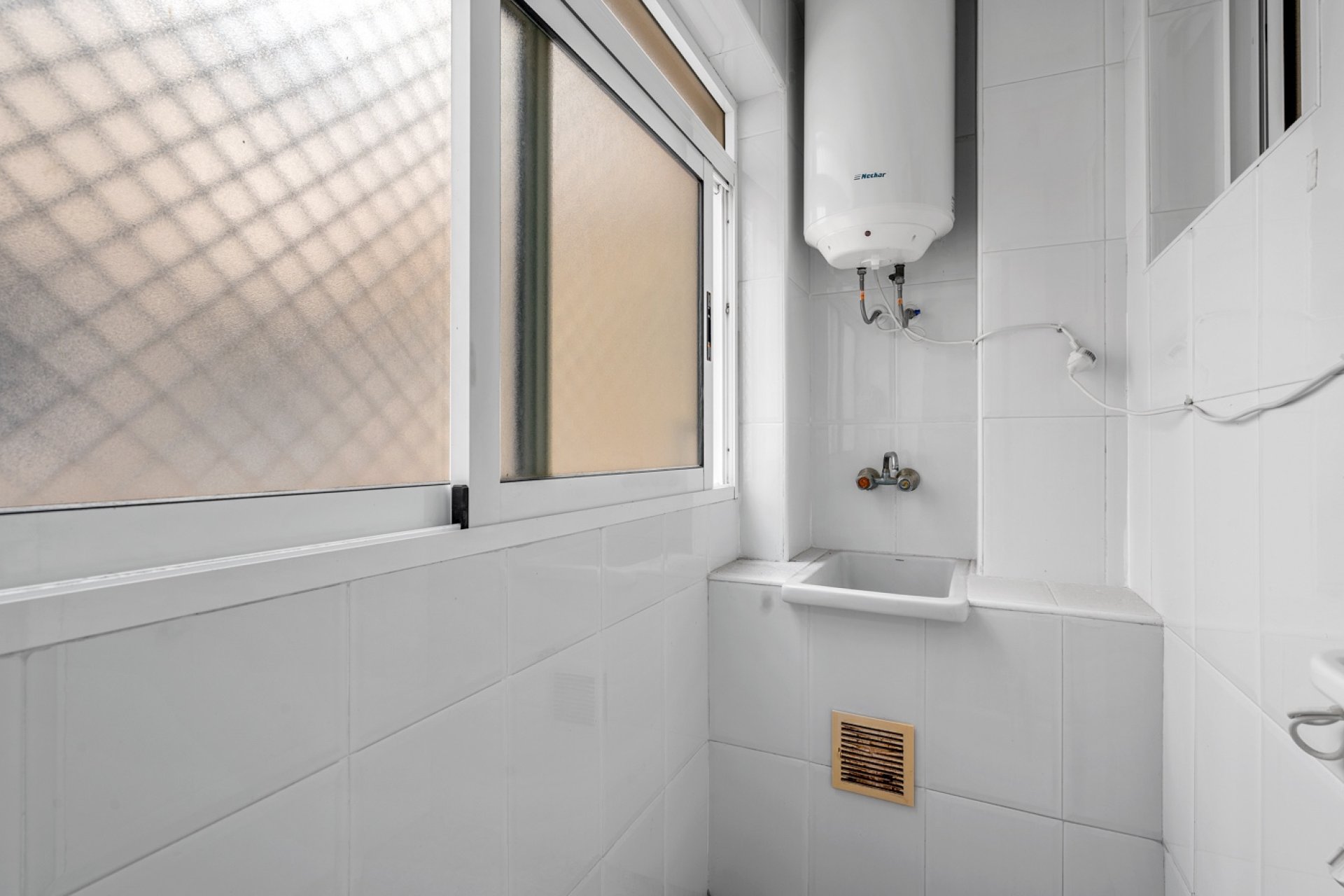 Reventa - Apartamento / piso -
Torrevieja - Playa Del Cura