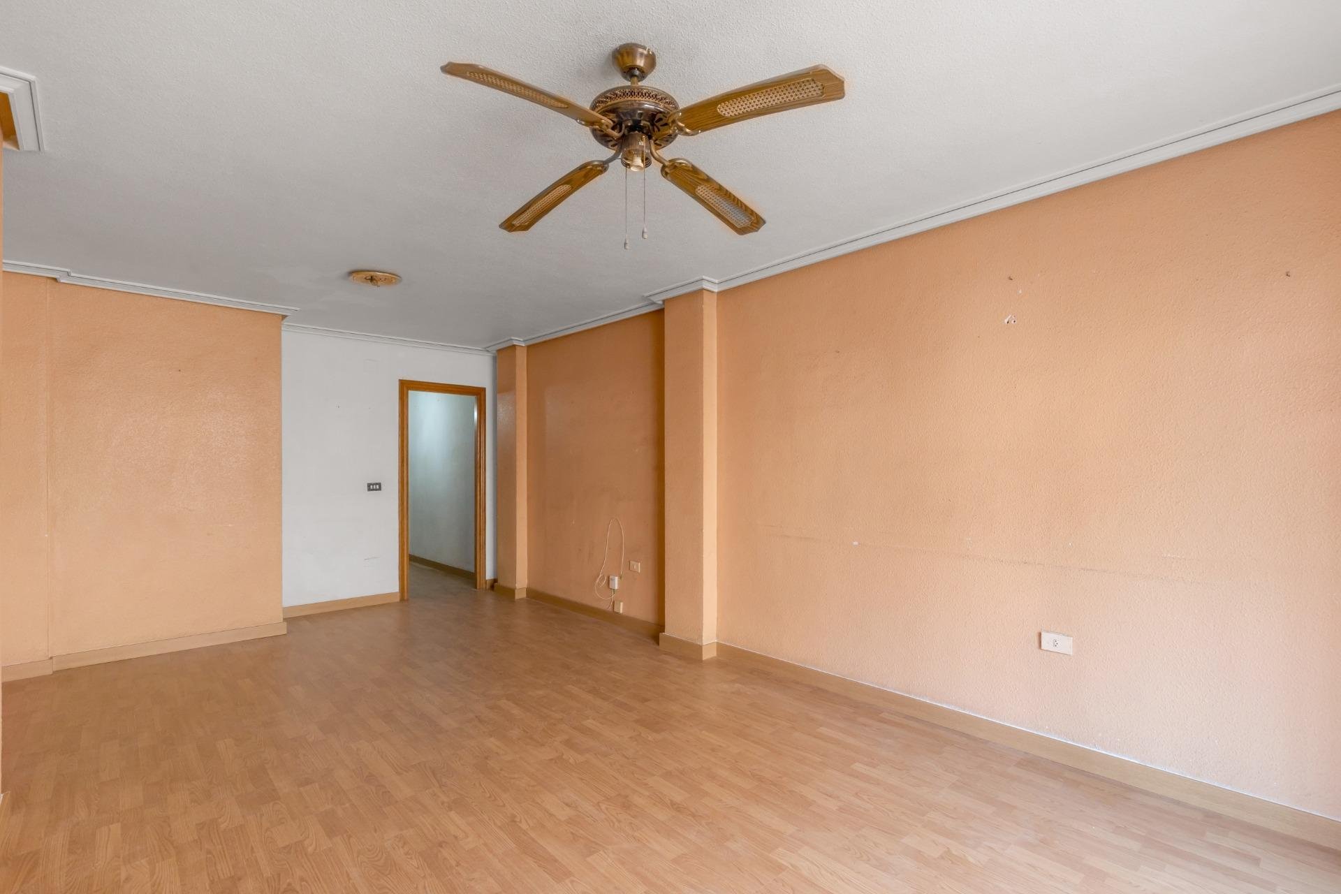 Reventa - Apartamento / piso -
Torrevieja - Playa del Cura