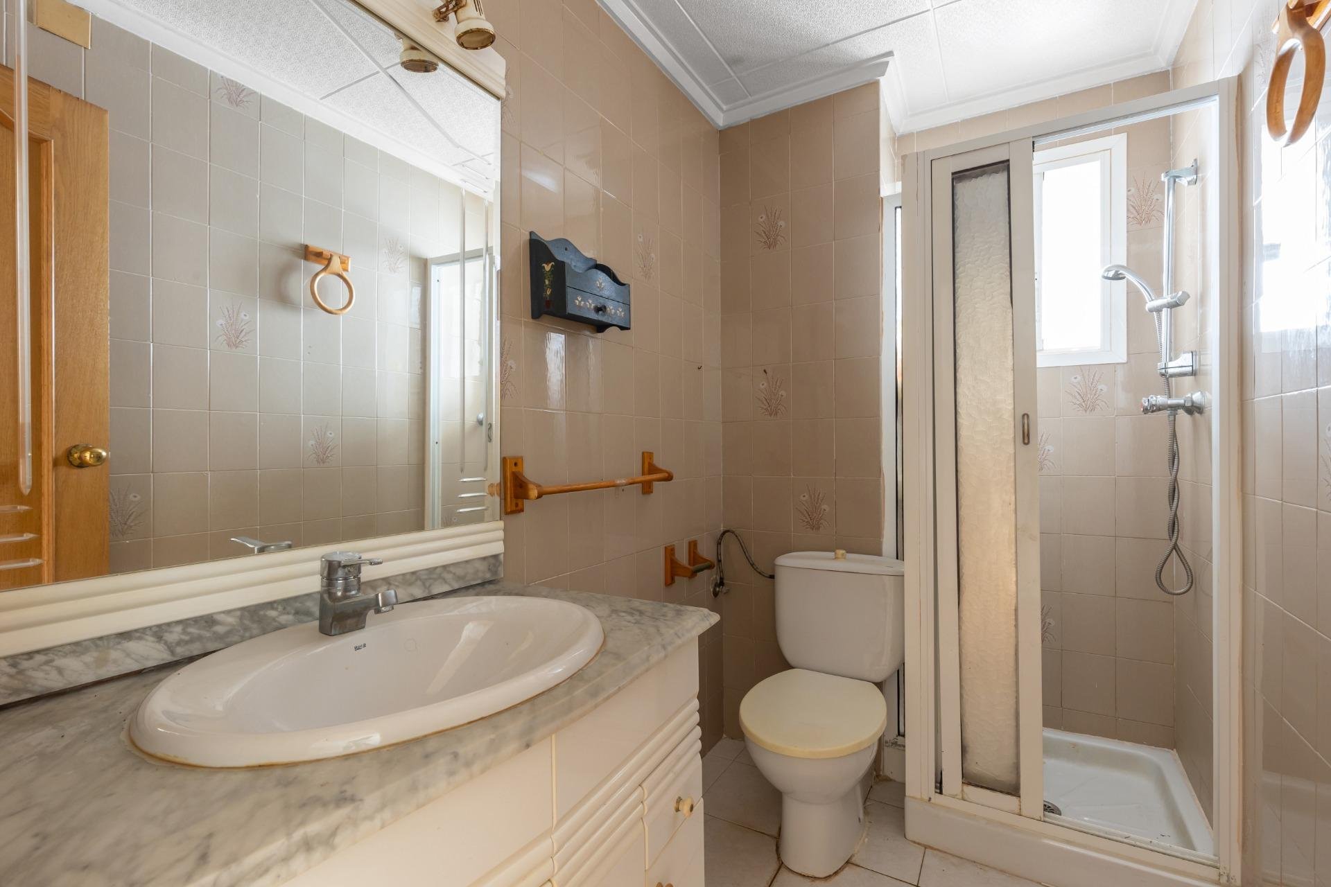 Reventa - Apartamento / piso -
Torrevieja - Playa del Cura