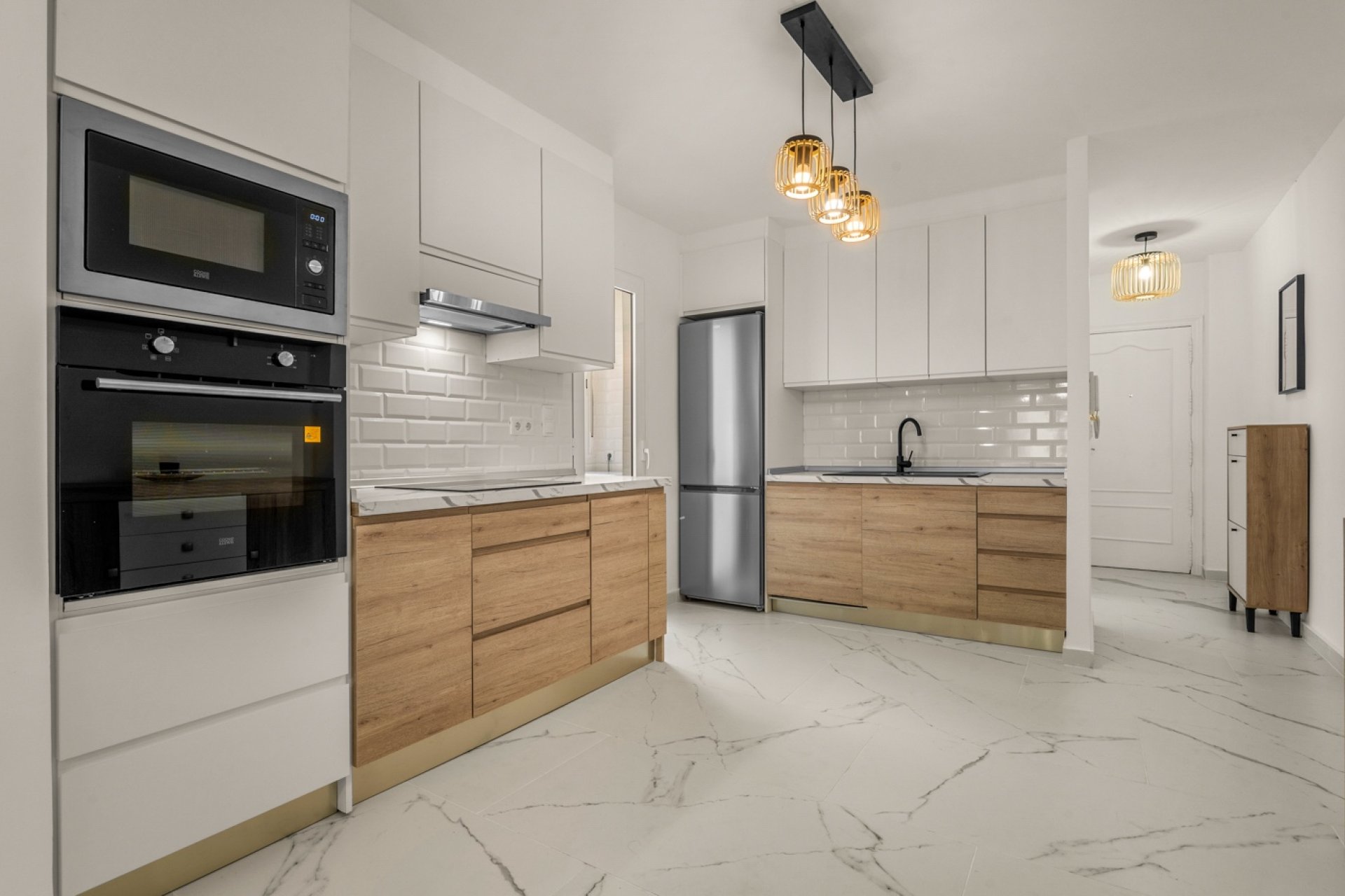 Reventa - Apartamento / piso -
Torrevieja - Playa Del Cura