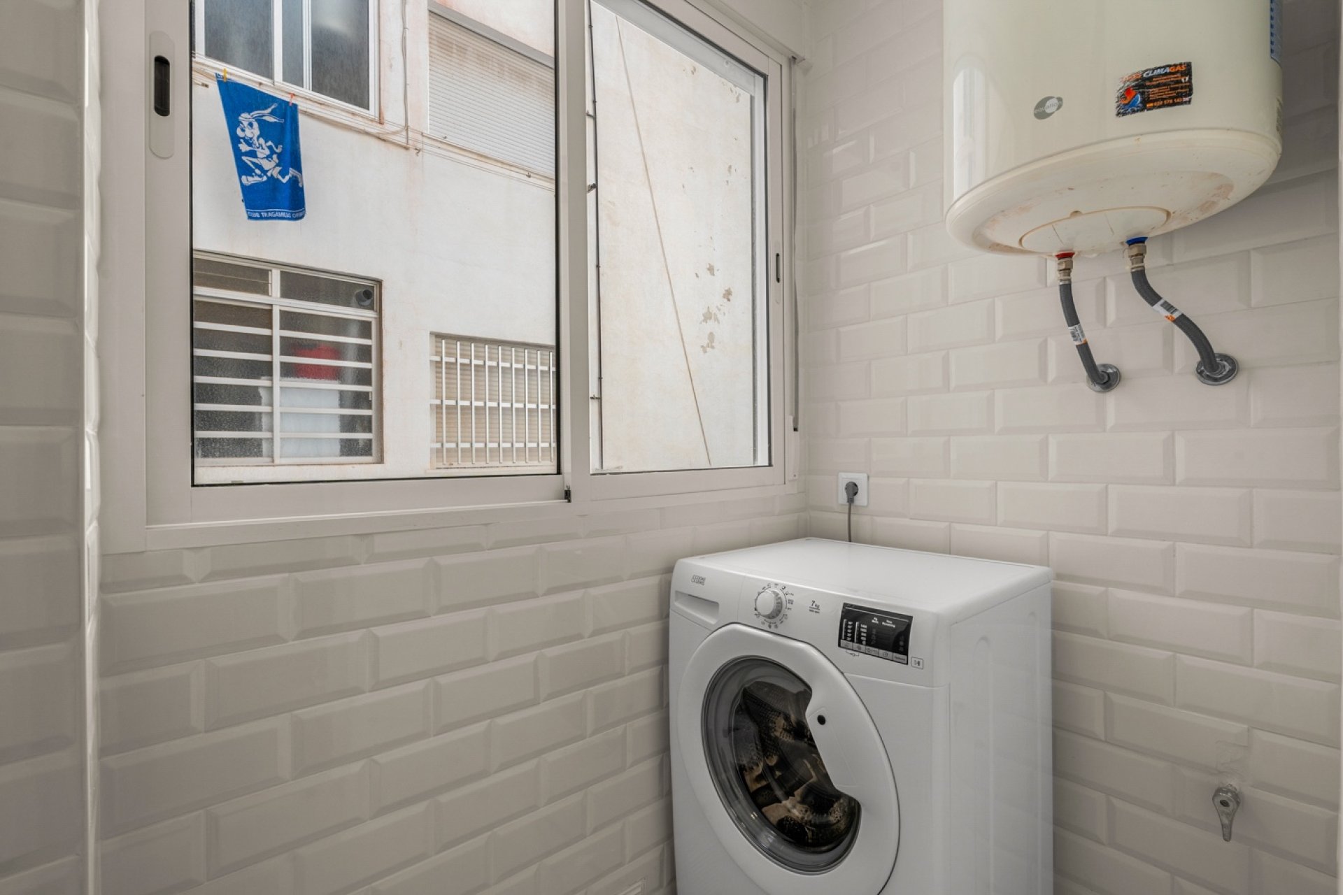 Reventa - Apartamento / piso -
Torrevieja - Playa Del Cura