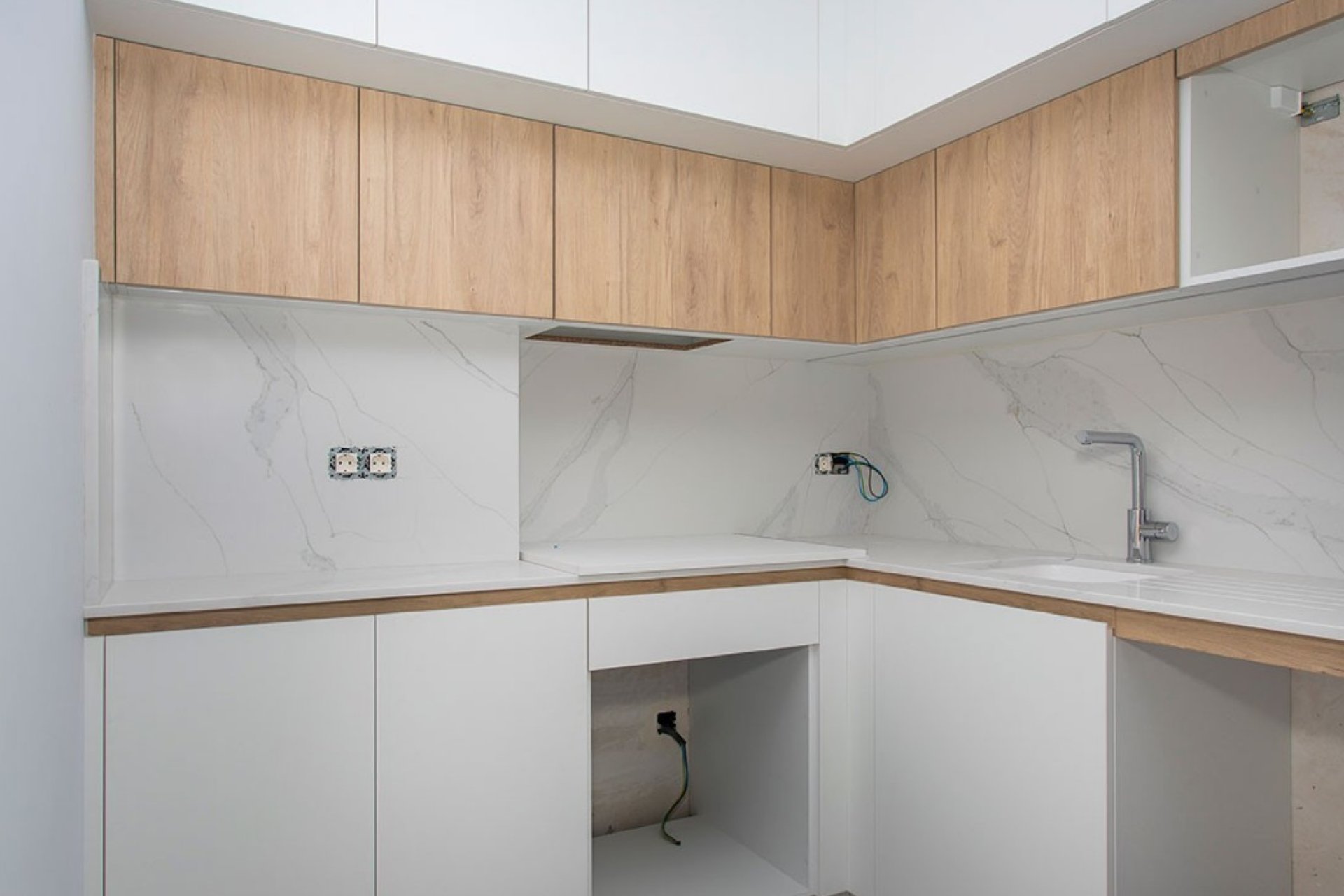 Reventa - Apartamento / piso -
Torrevieja - Playa Del Cura