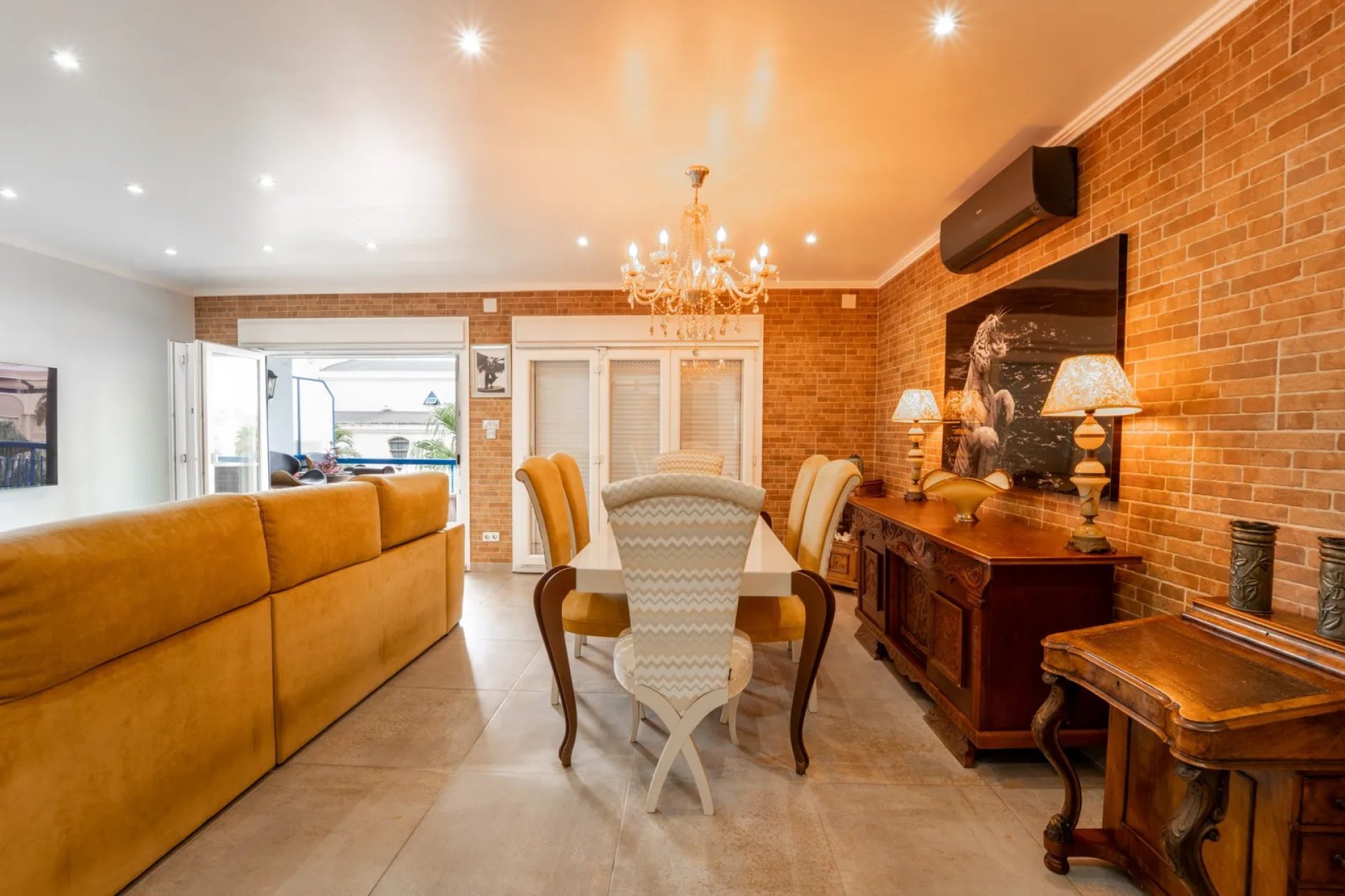Reventa - Apartamento / piso -
Torrevieja - Playa Del Cura