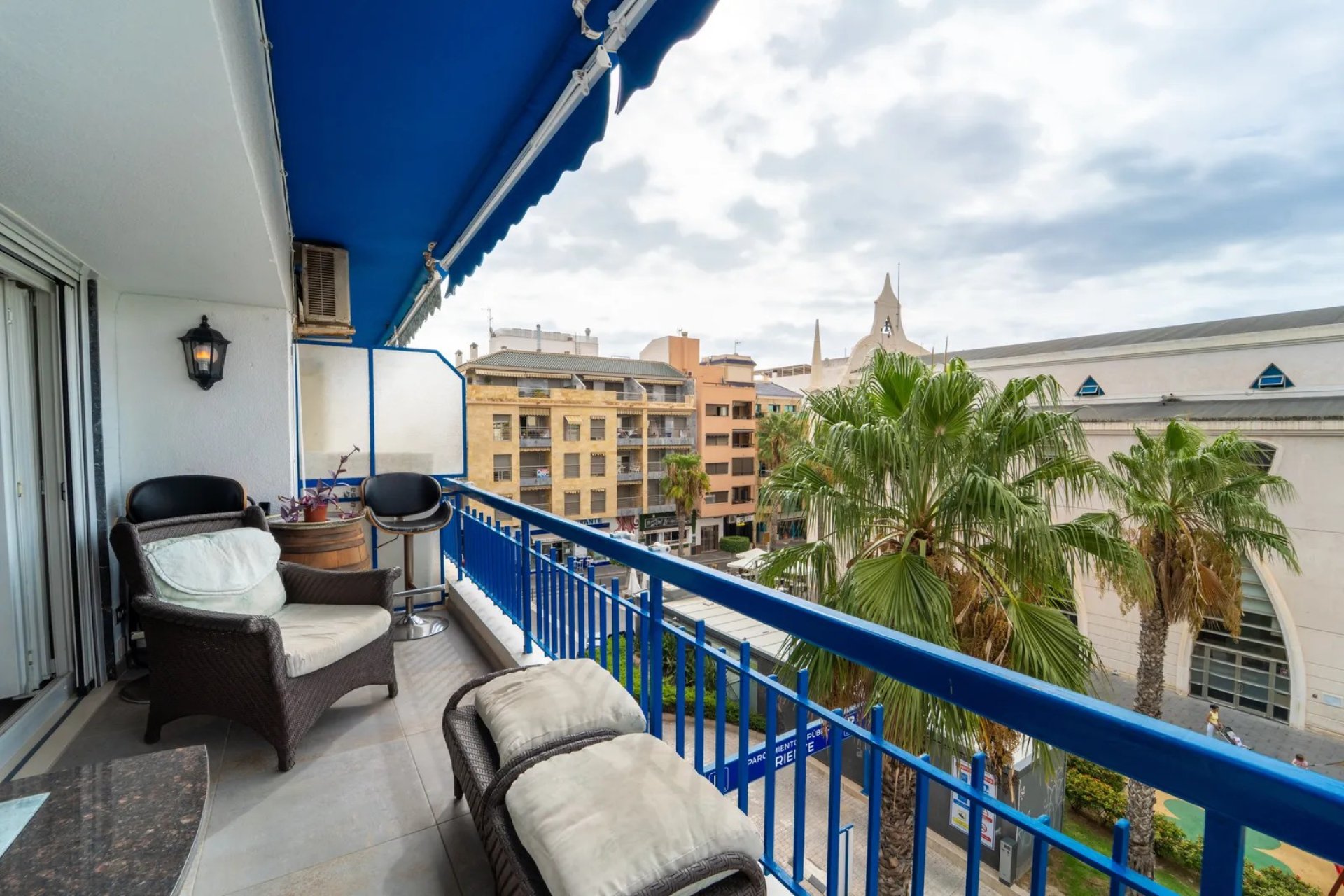 Reventa - Apartamento / piso -
Torrevieja - Playa Del Cura
