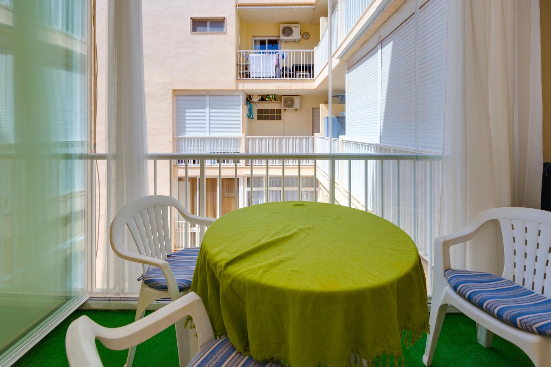 Reventa - Apartamento / piso -
Torrevieja - Playa del Cura