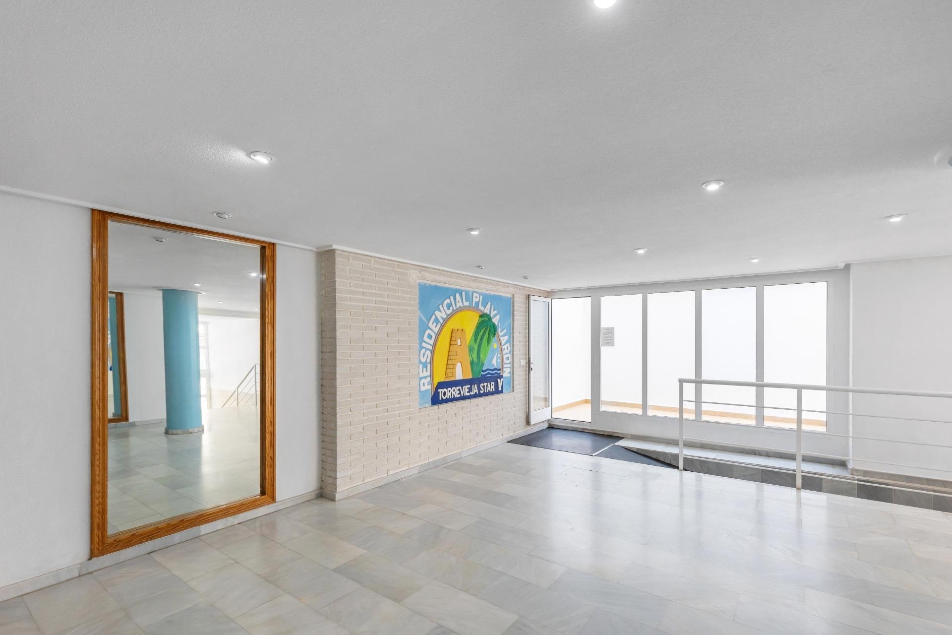 Reventa - Apartamento / piso -
Torrevieja - Playa del Cura