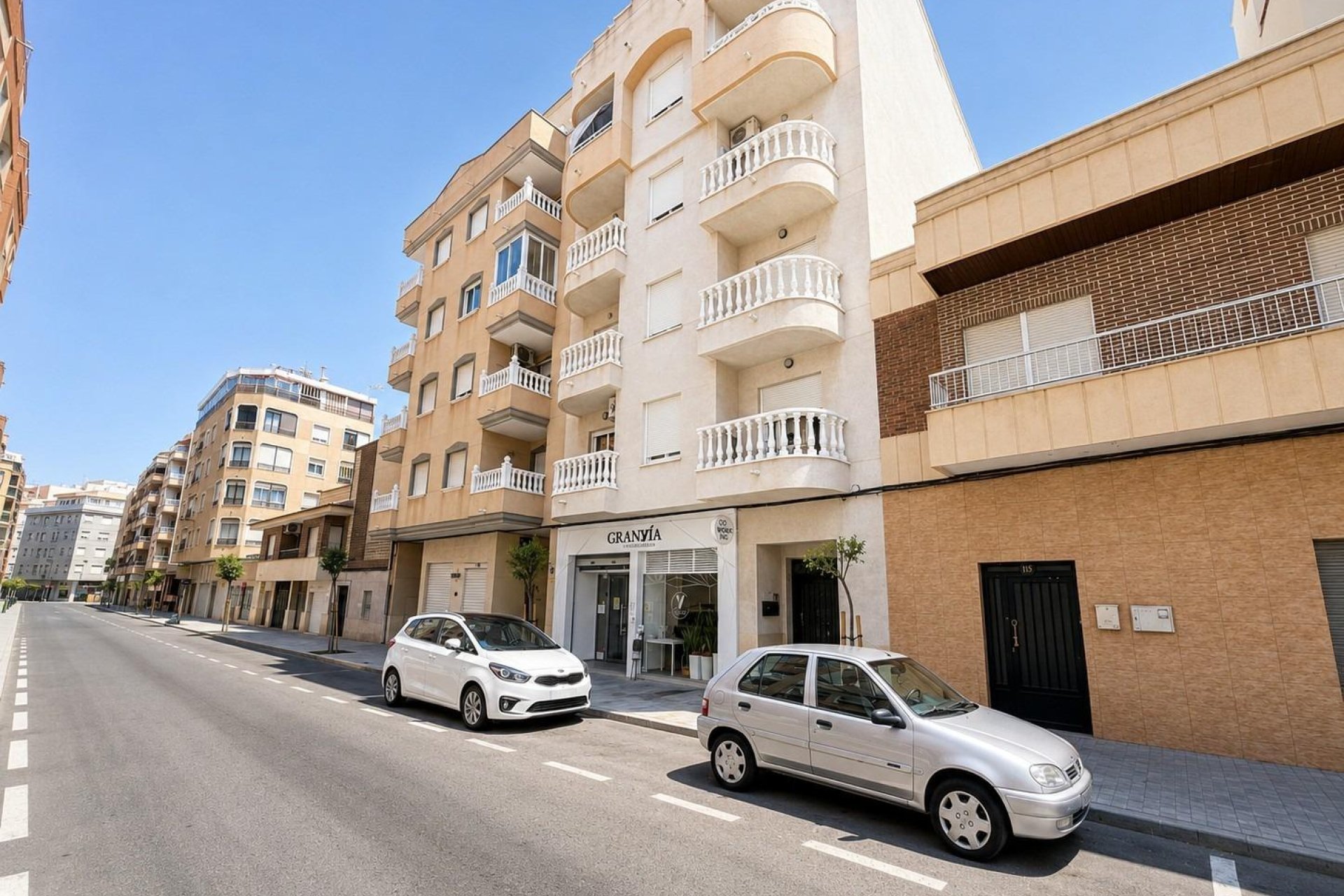 Reventa - Apartamento / piso -
Torrevieja - Playa del Cura