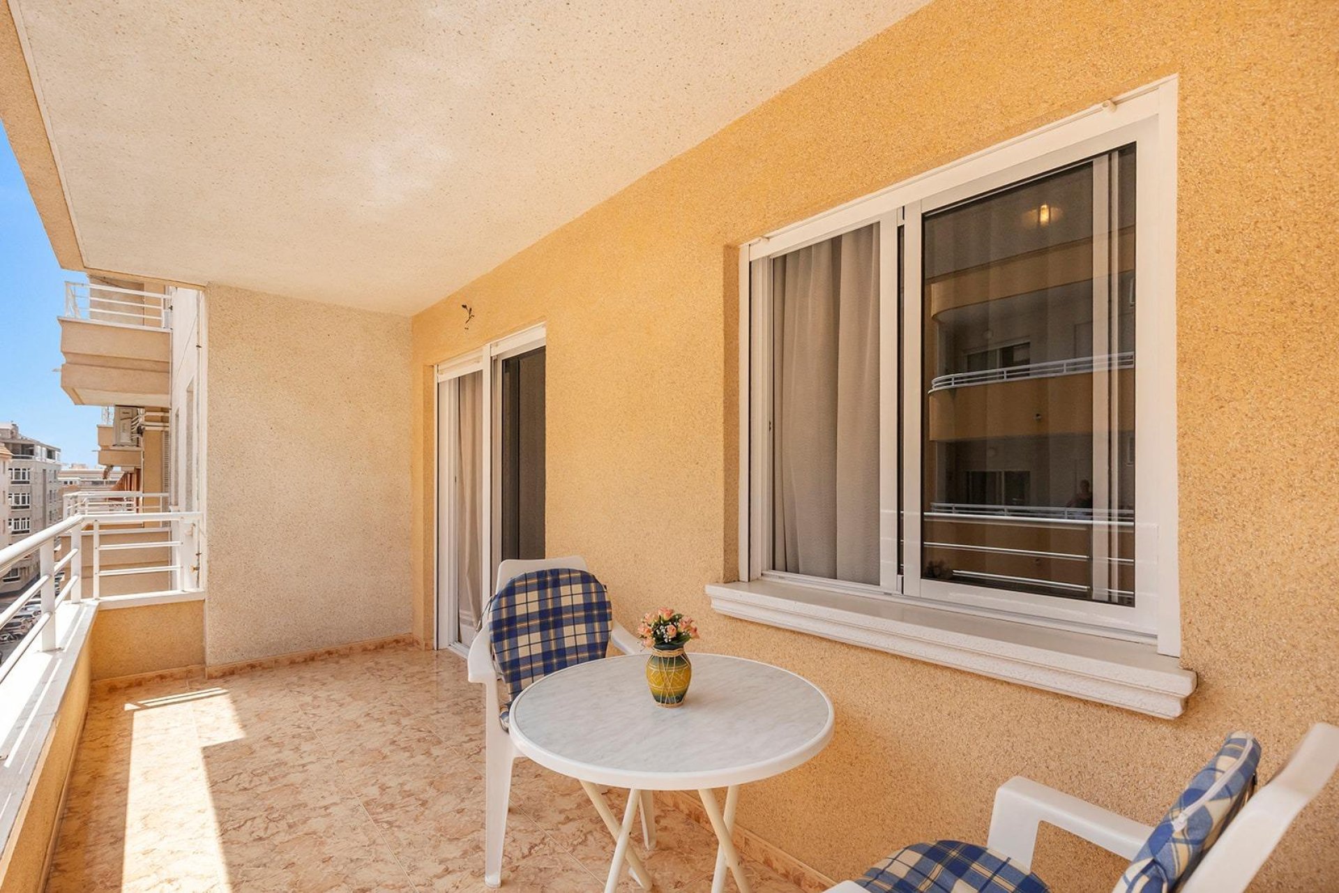 Reventa - Apartamento / piso -
Torrevieja - Playa del Cura