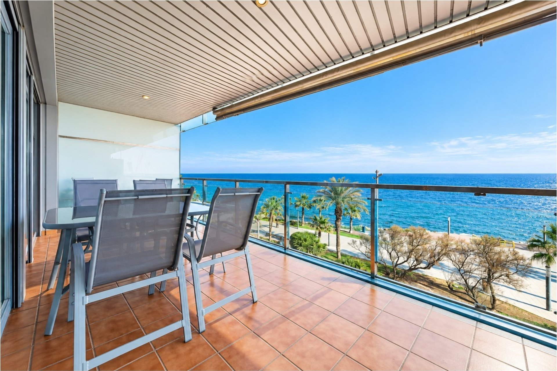 Reventa - Apartamento / piso -
Torrevieja - Playa Del Cura