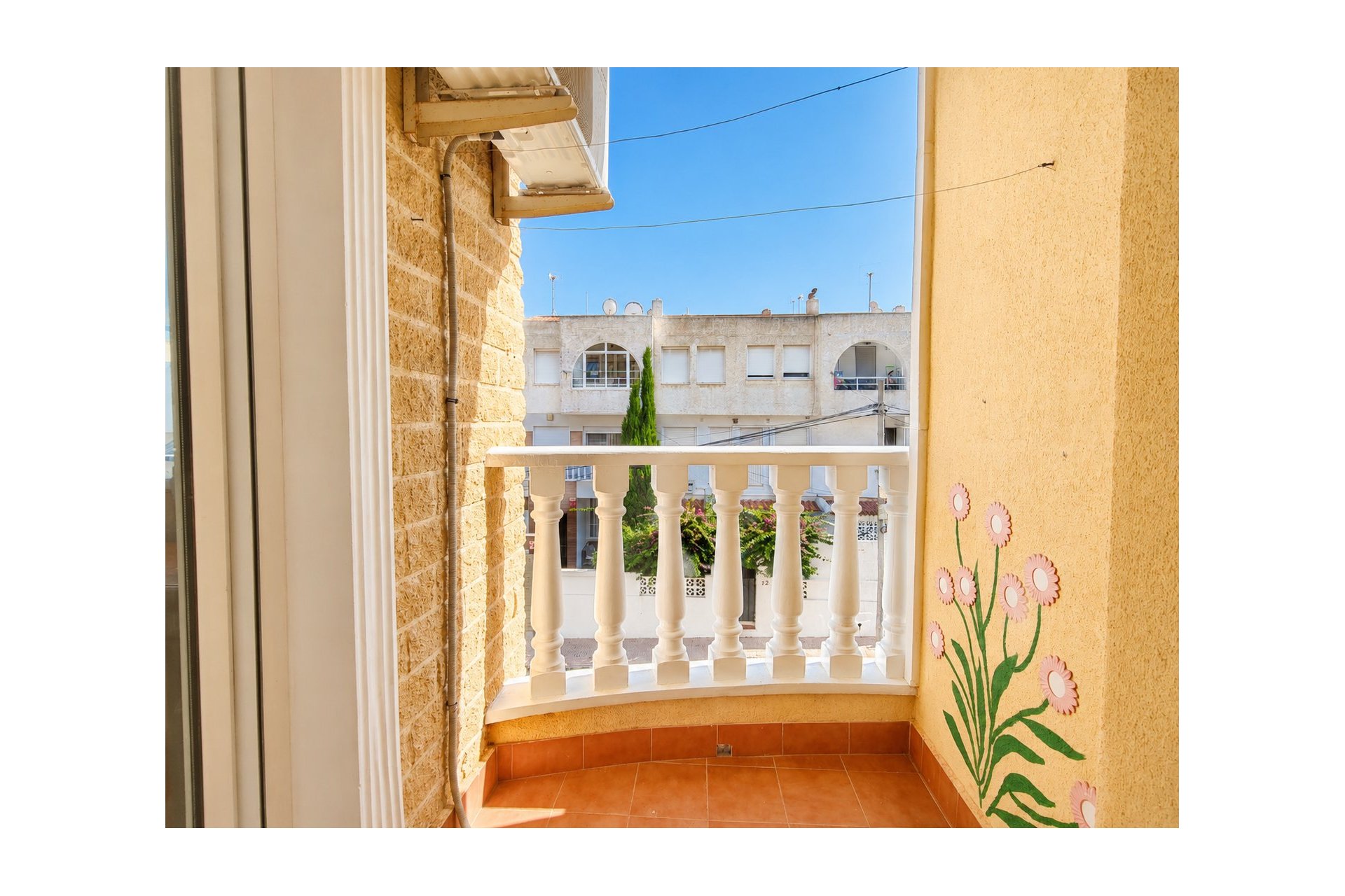 Reventa - Apartamento / piso -
Torrevieja - Playa Del Cura