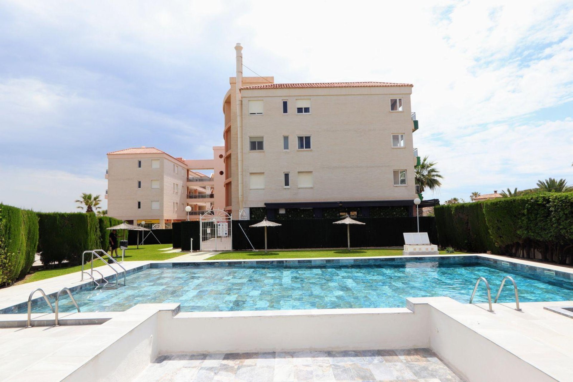 Reventa - Apartamento / piso -
Torrevieja - Playa Flamenca