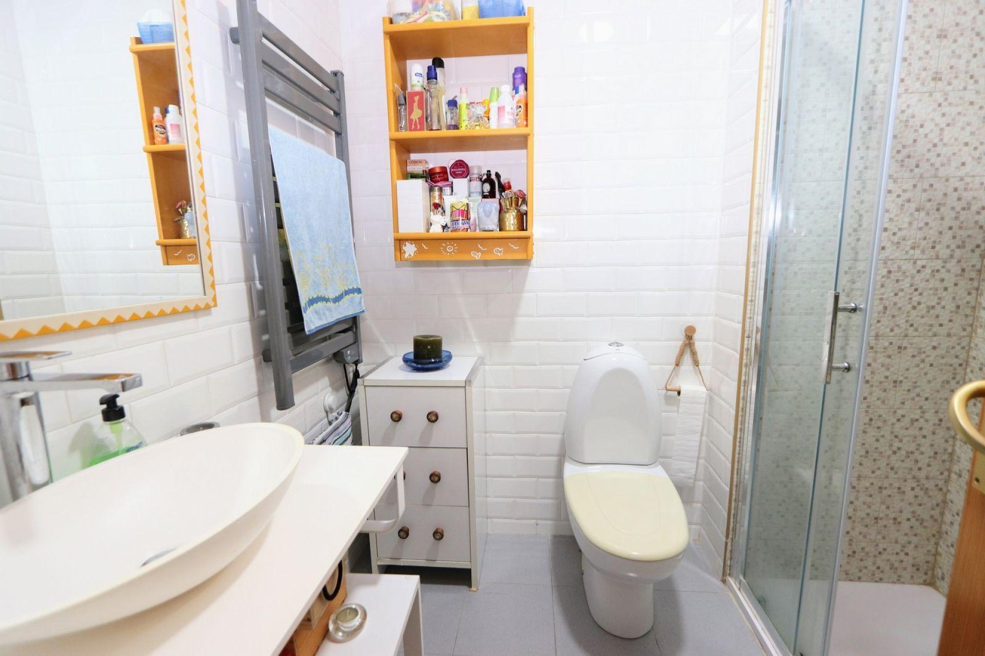 Reventa - Apartamento / piso -
Torrevieja - Playa Flamenca