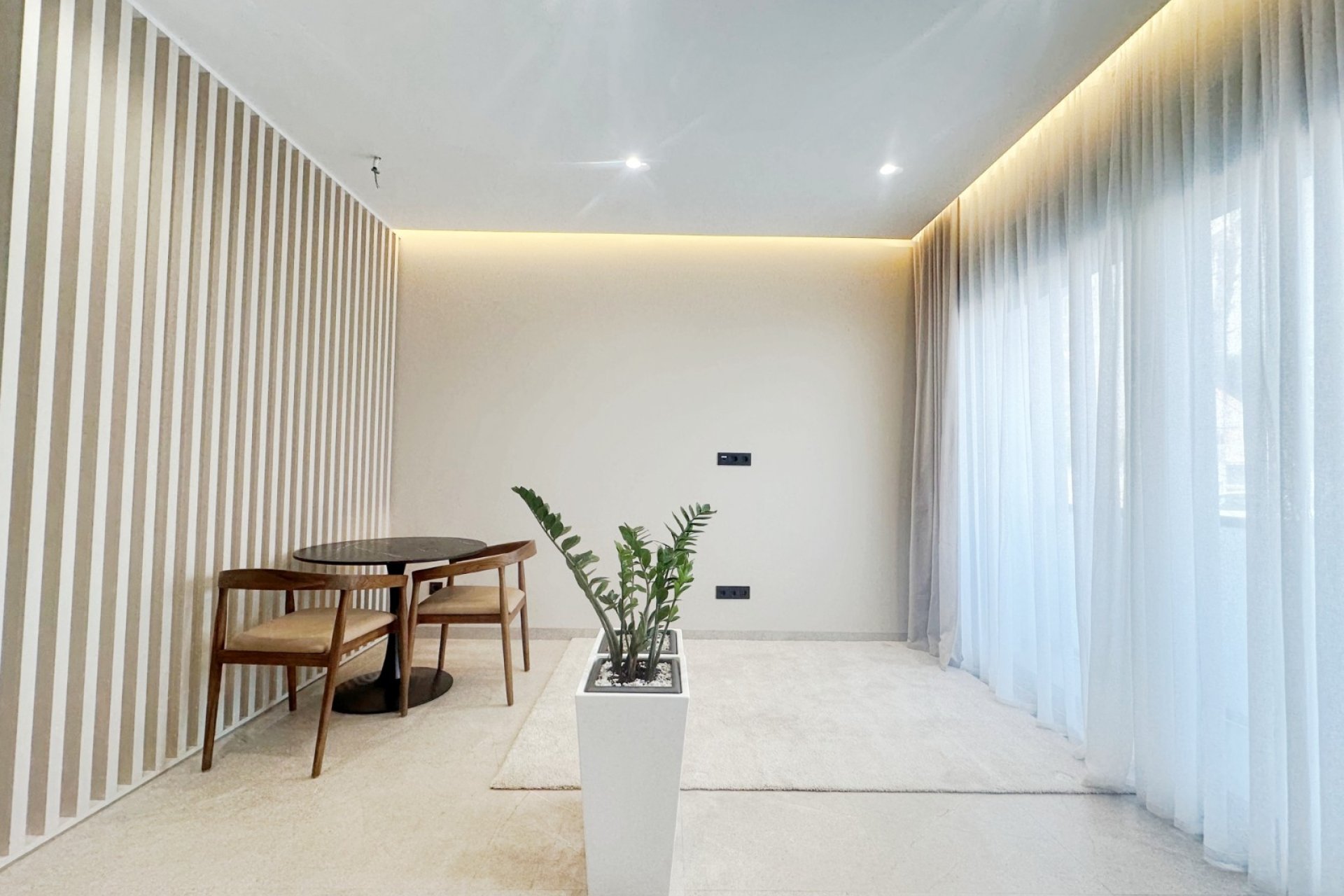 Reventa - Apartamento / piso -
Torrevieja - Playa Los Locos