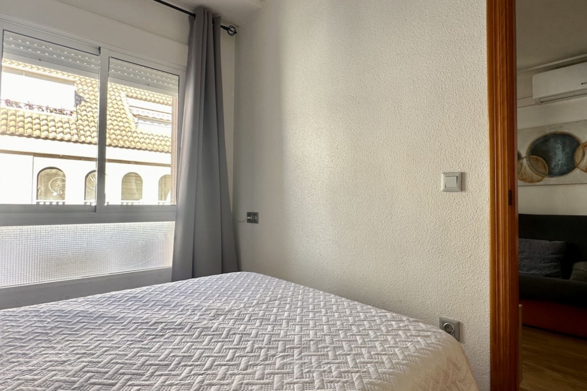 Reventa - Apartamento / piso -
Torrevieja - Playa Los Naufragos