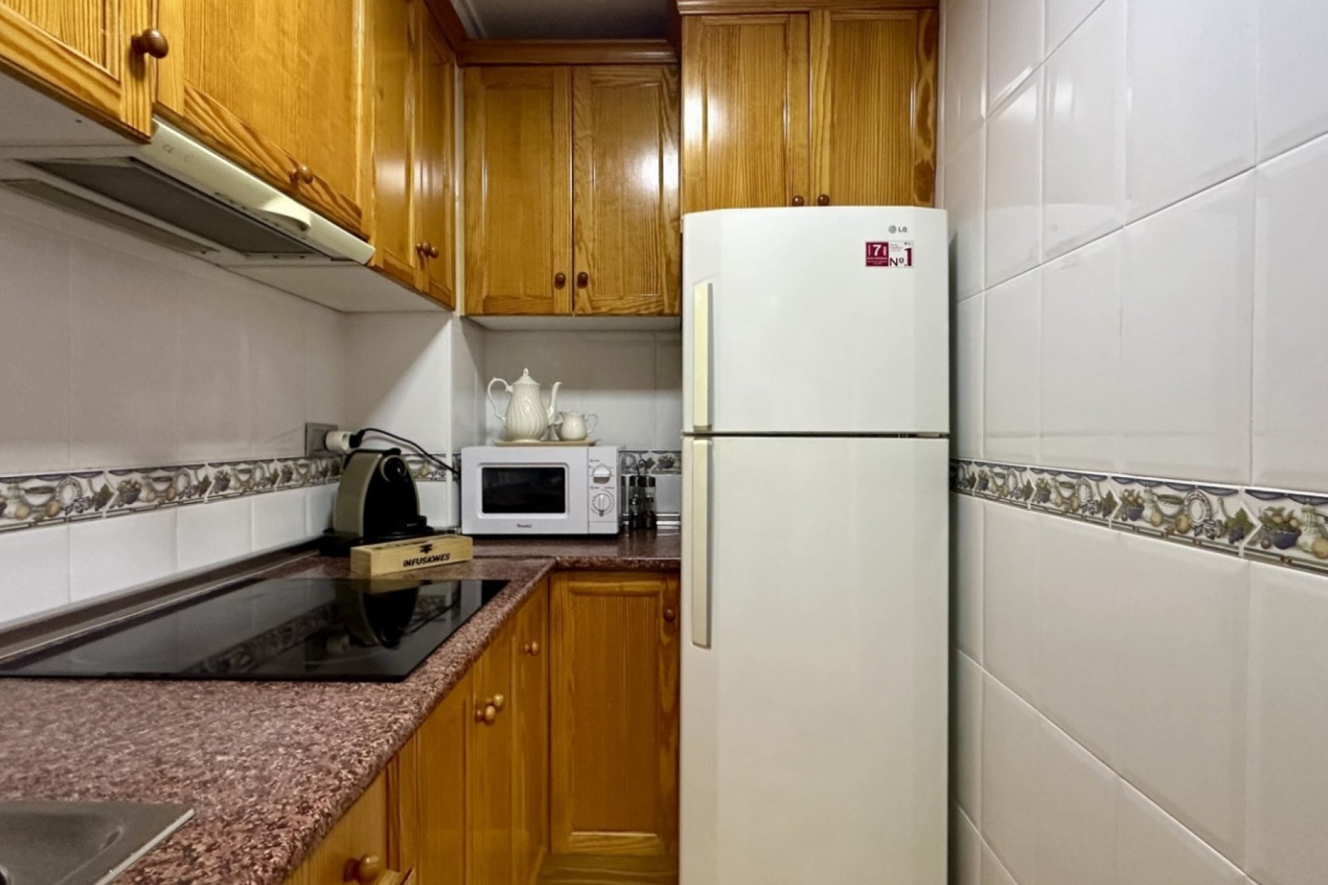 Reventa - Apartamento / piso -
Torrevieja - Playa Los Naufragos