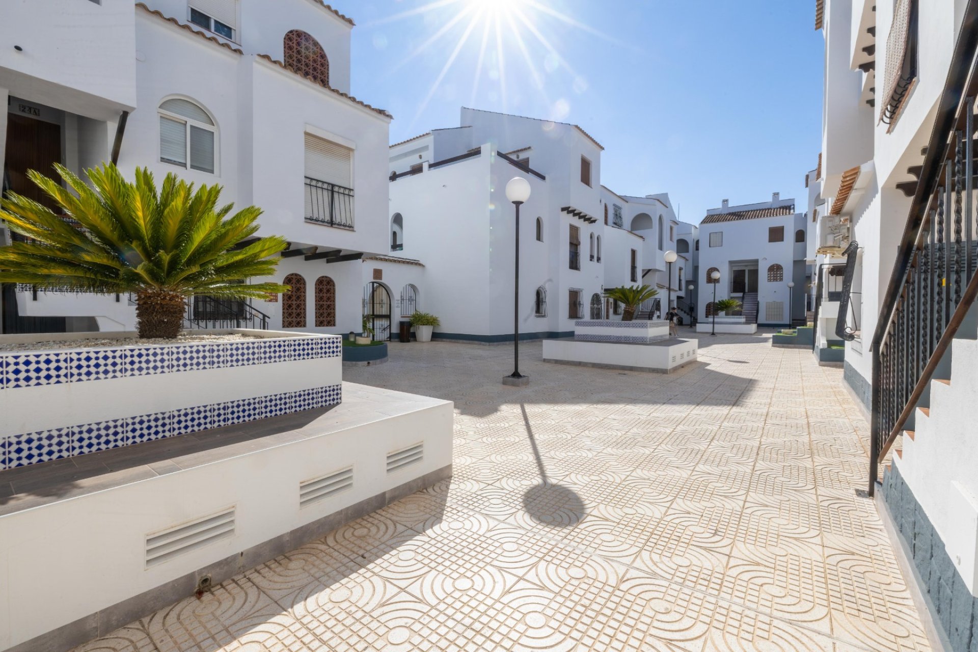 Reventa - Apartamento / piso -
Torrevieja - Playa Los Naufragos