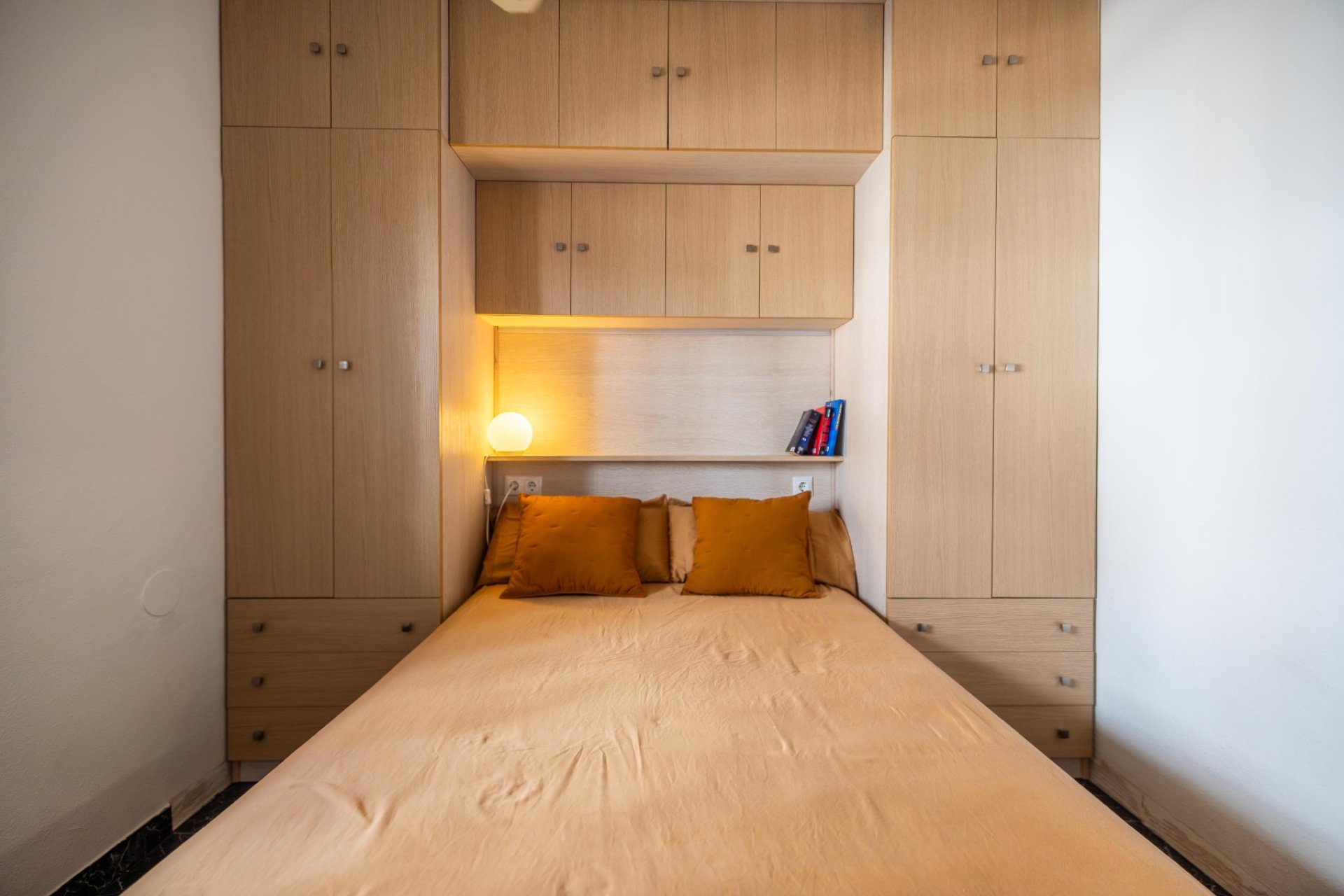 Reventa - Apartamento / piso -
Torrevieja - Playa Los Naufragos