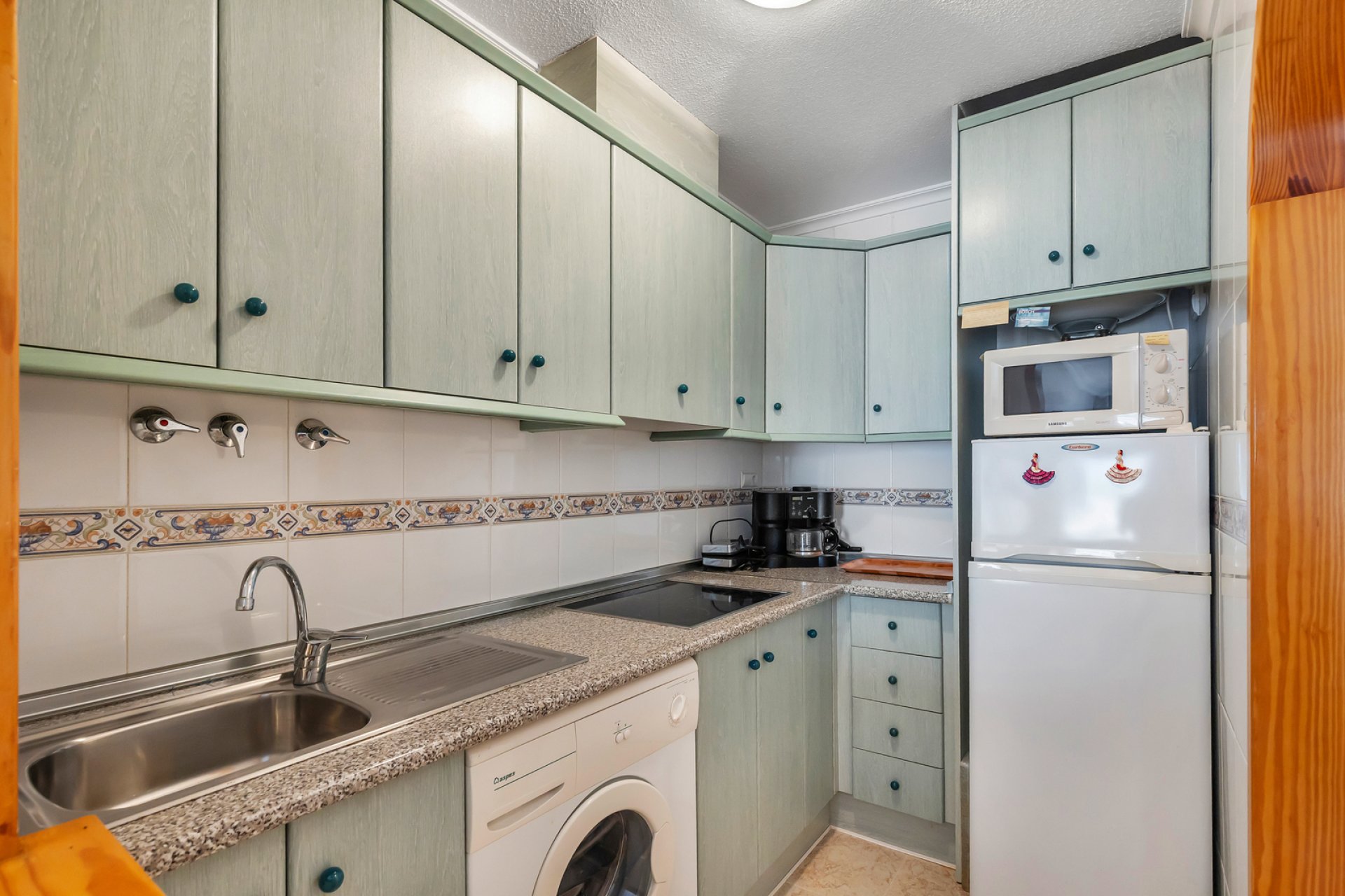 Reventa - Apartamento / piso -
Torrevieja - Playa Los Naufragos