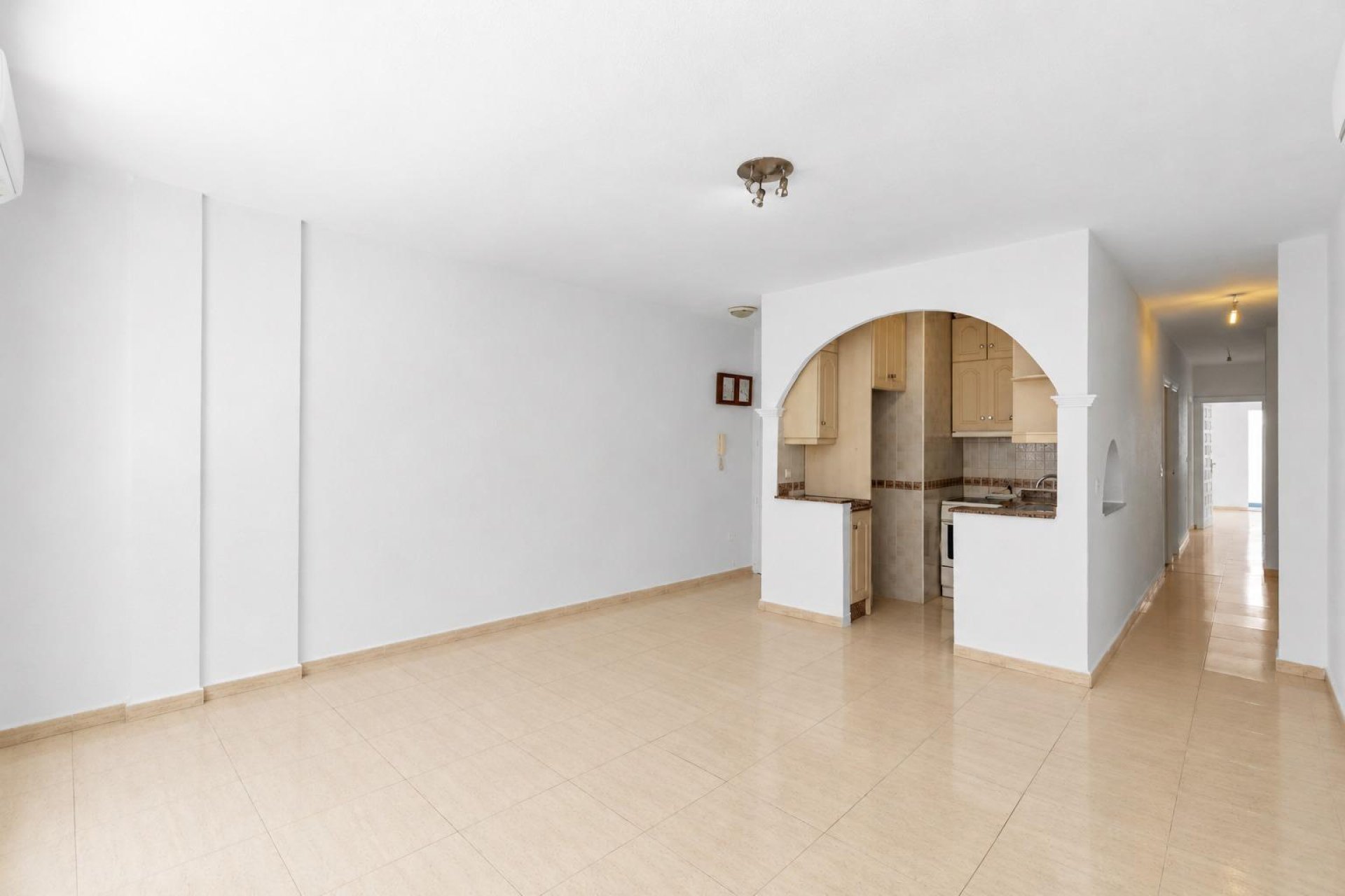 Reventa - Apartamento / piso -
Torrevieja - Puerto Deportivo
