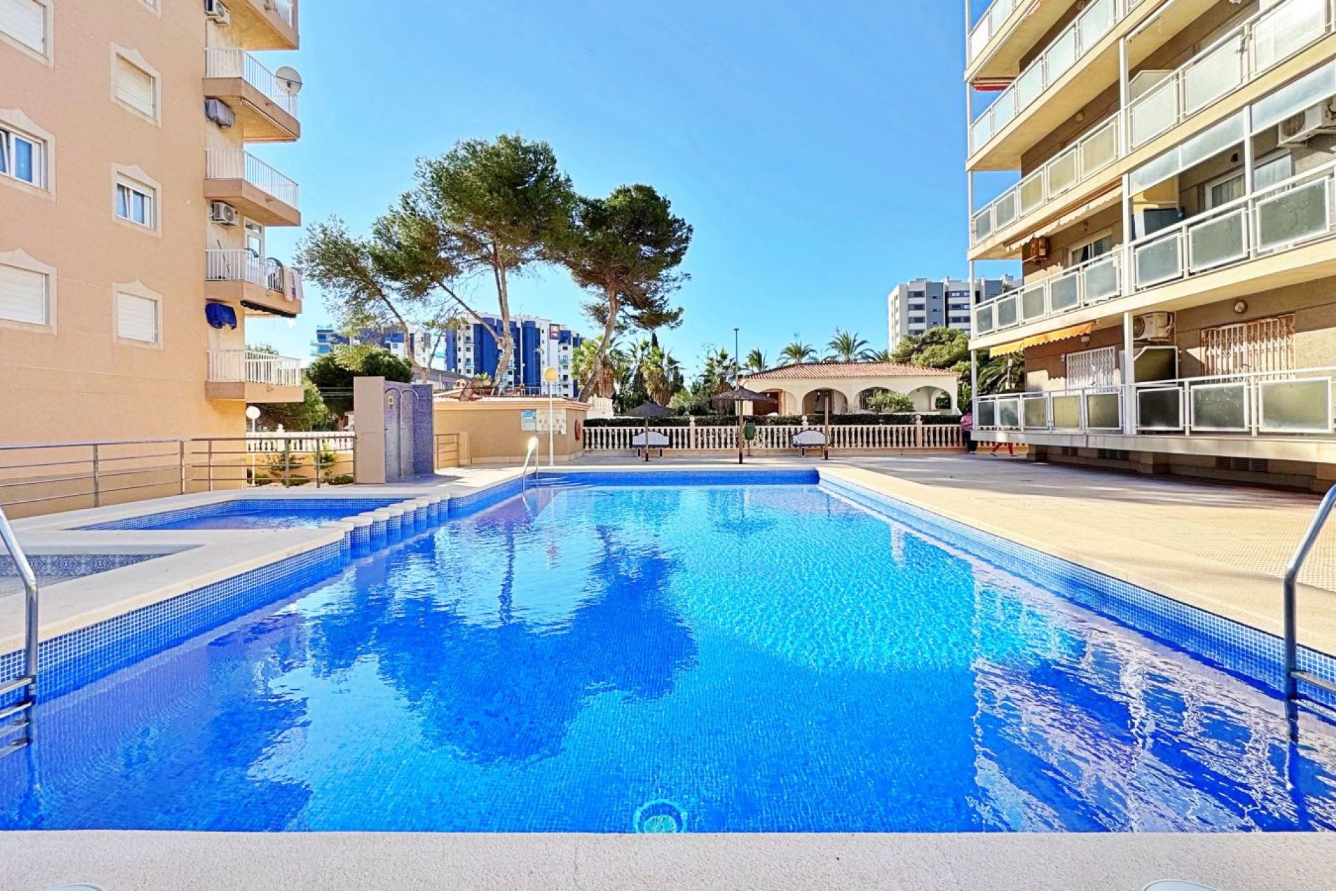 Reventa - Apartamento / piso -
Torrevieja - Punta prima
