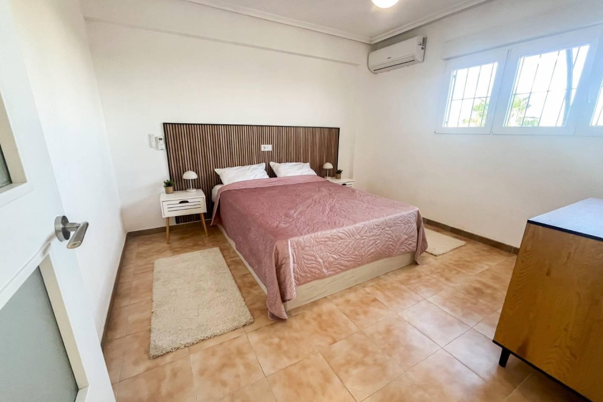 Reventa - Apartamento / piso -
Torrevieja - Punta prima