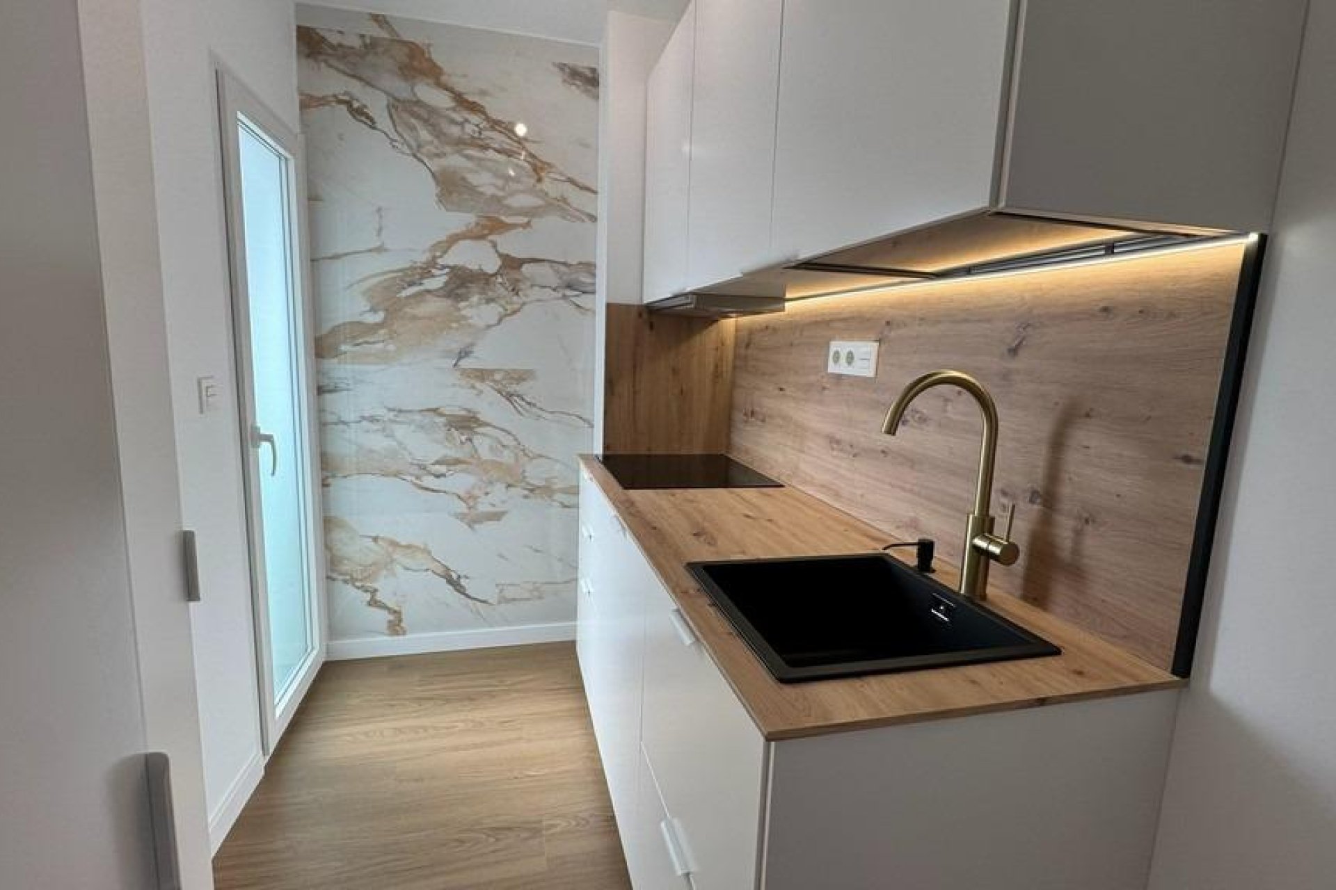 Reventa - Apartamento / piso -
Torrevieja - Punta prima