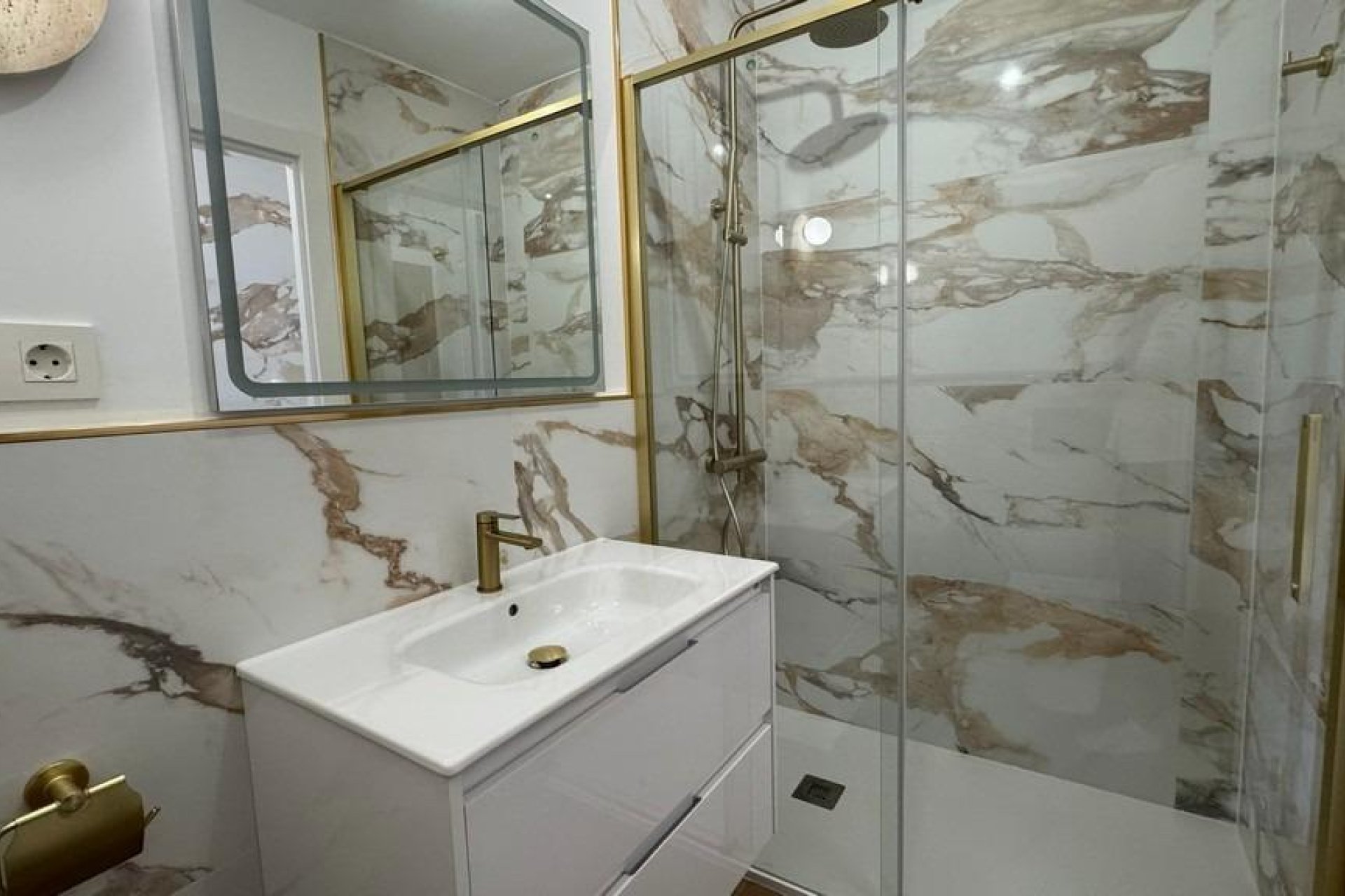 Reventa - Apartamento / piso -
Torrevieja - Punta prima