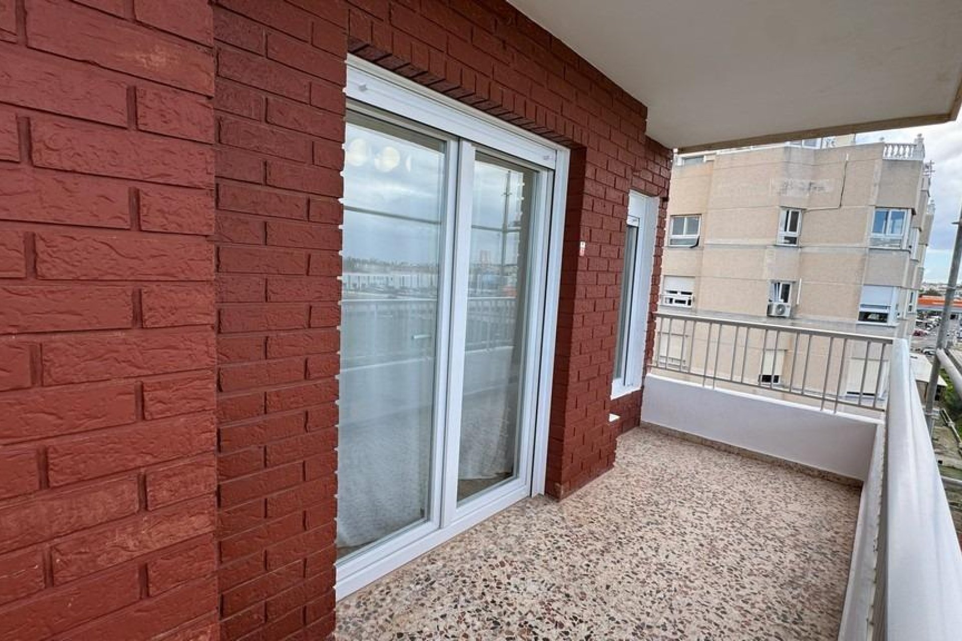 Reventa - Apartamento / piso -
Torrevieja - Punta prima