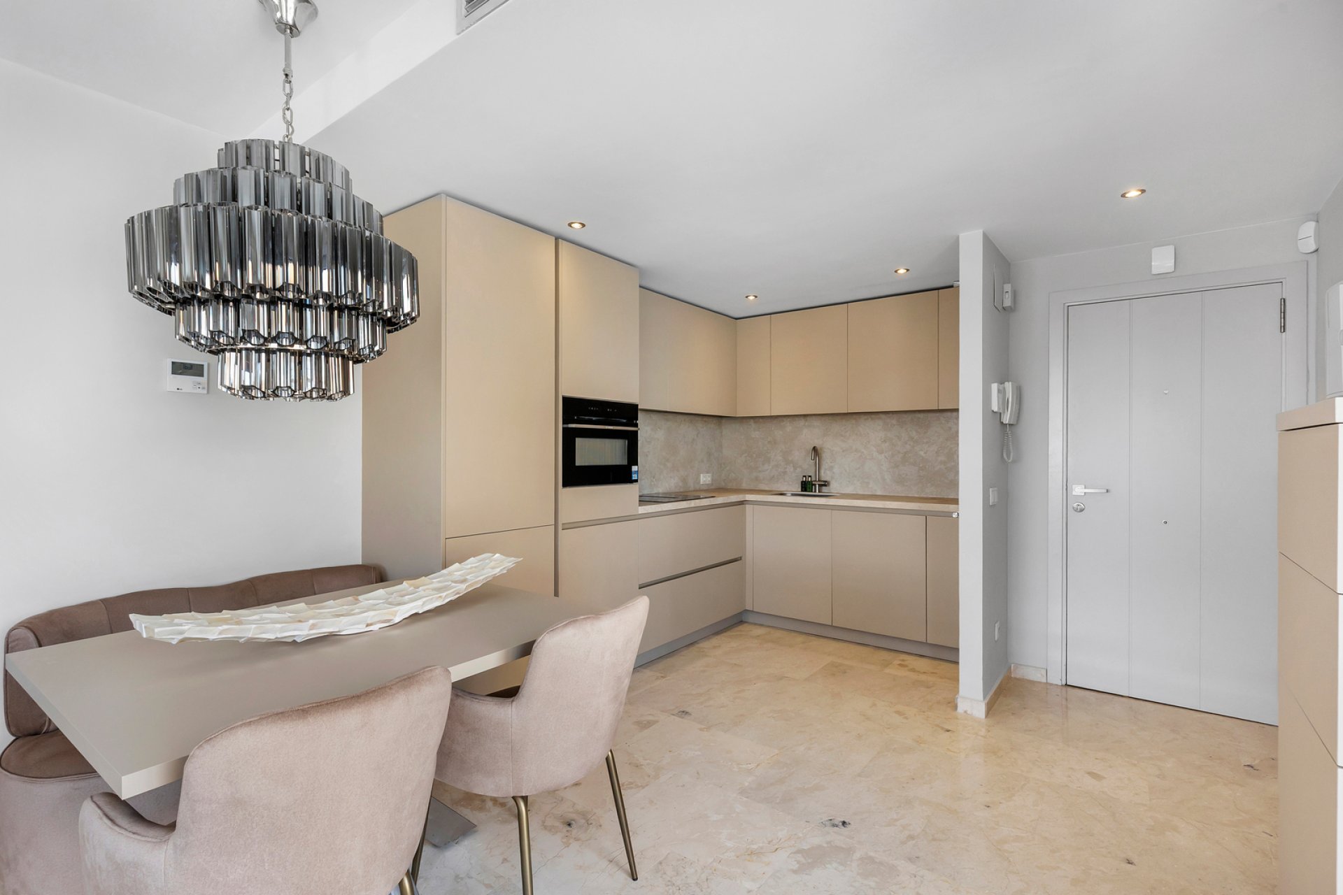 Reventa - Apartamento / piso -
Torrevieja - Punta prima