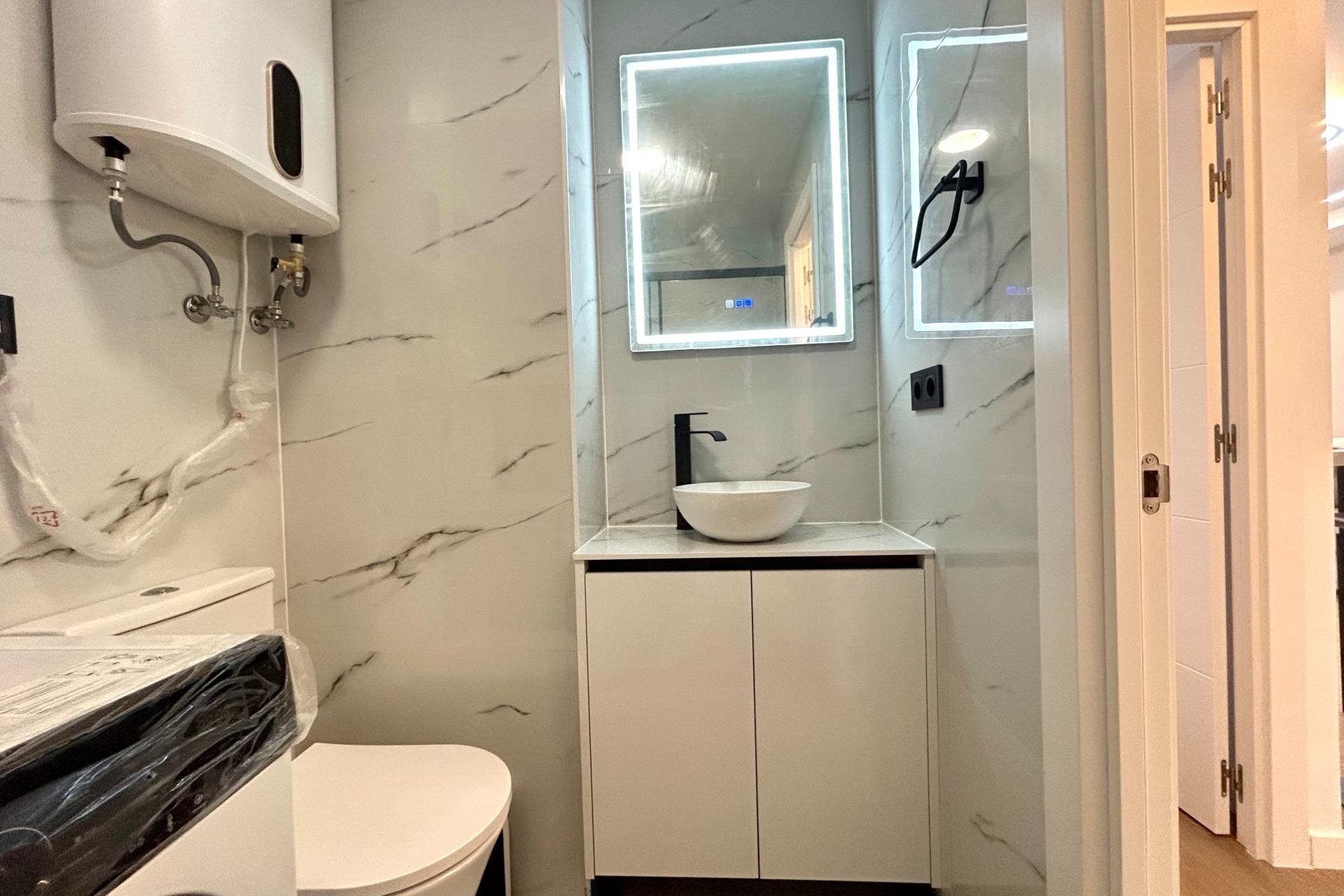 Reventa - Apartamento / piso -
Torrevieja - Punta prima