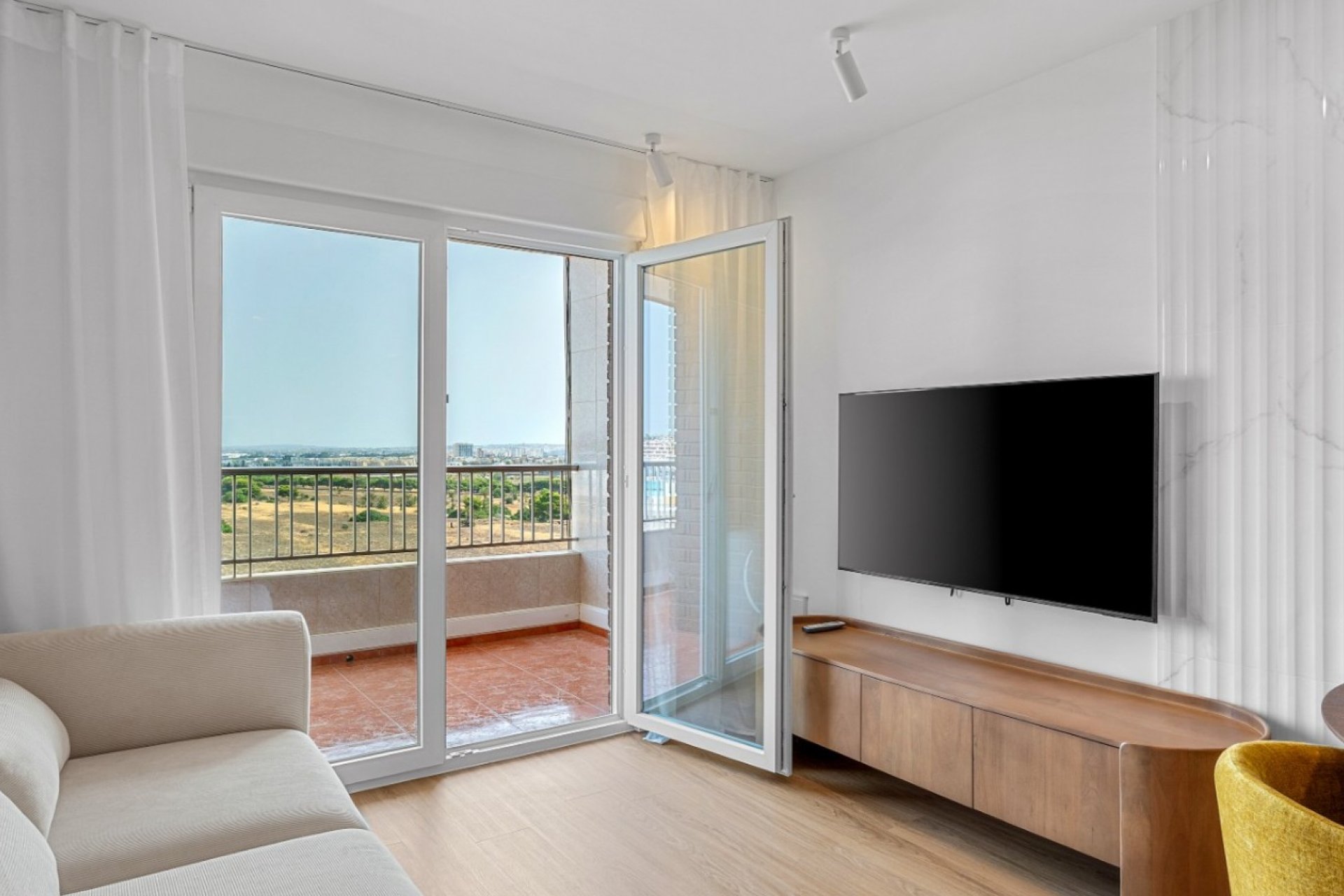 Reventa - Apartamento / piso -
Torrevieja - Rocio del Mar