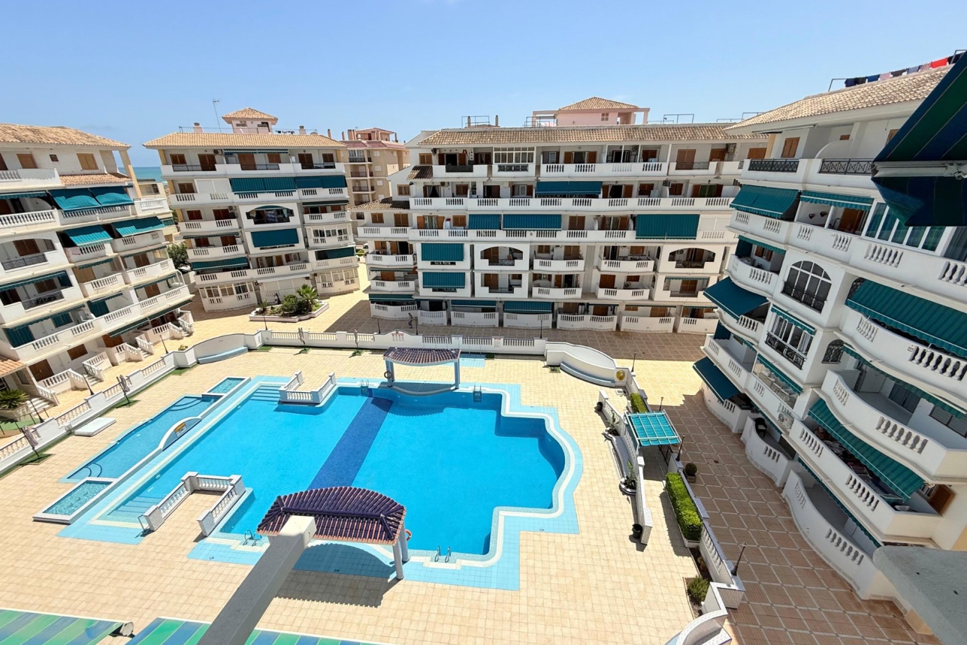 Reventa - Apartamento / piso -
Torrevieja - Torre La Mata