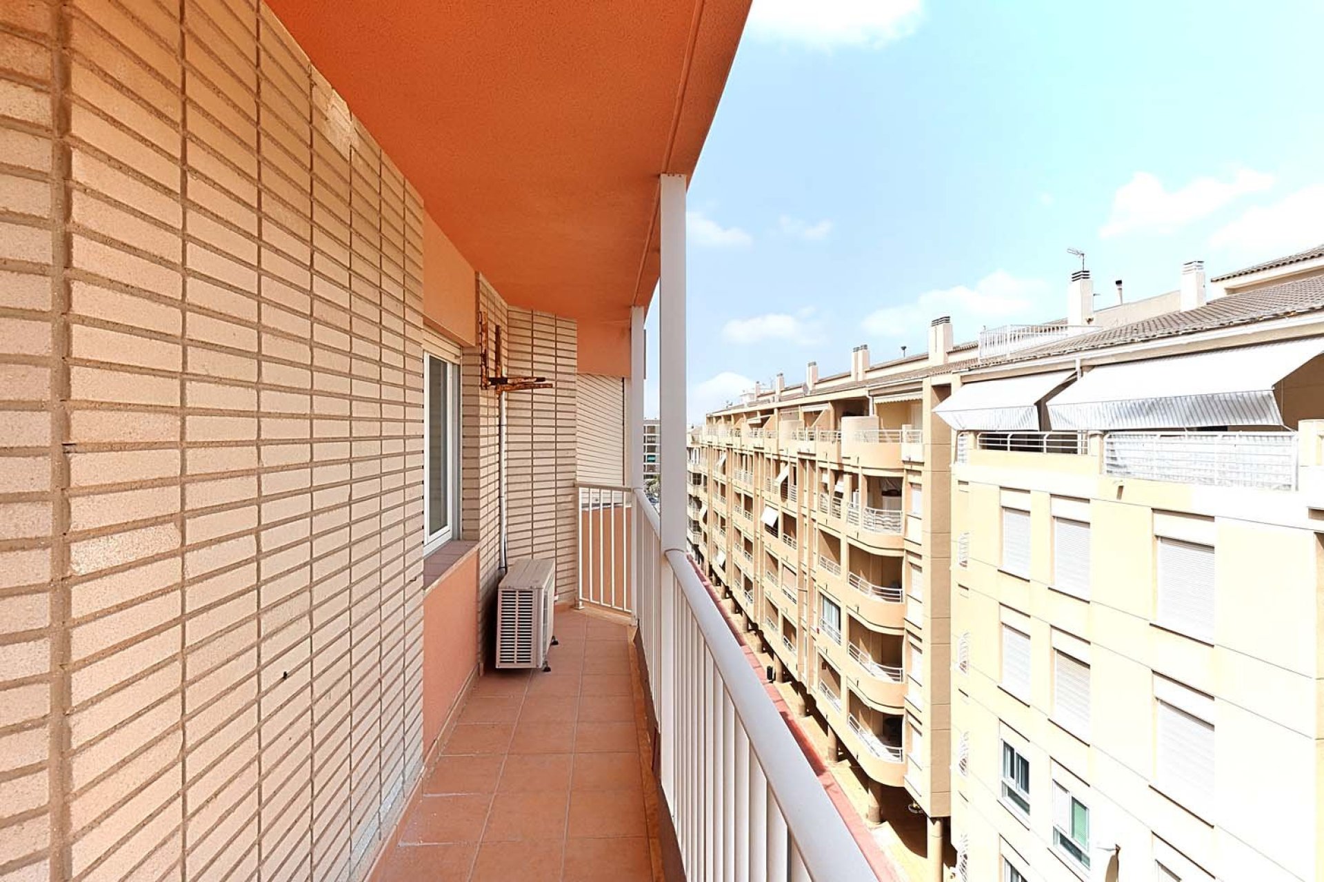 Reventa - Apartamento / piso -
Torrevieja - Torre La Mata