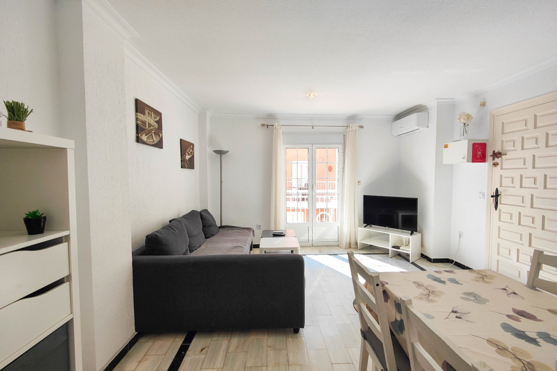 Reventa - Apartamento / piso -
Torrevieja - Torre La Mata