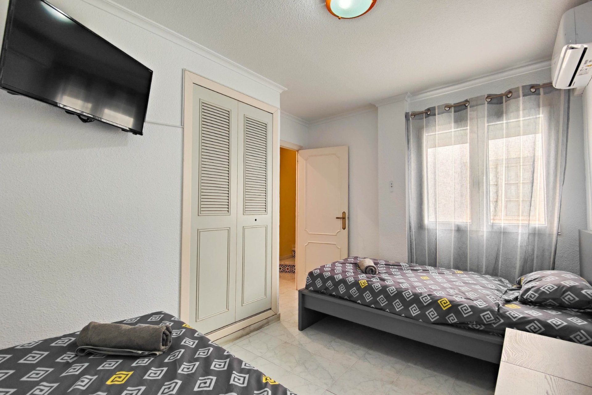 Reventa - Apartamento / piso -
Torrevieja - Torre La Mata