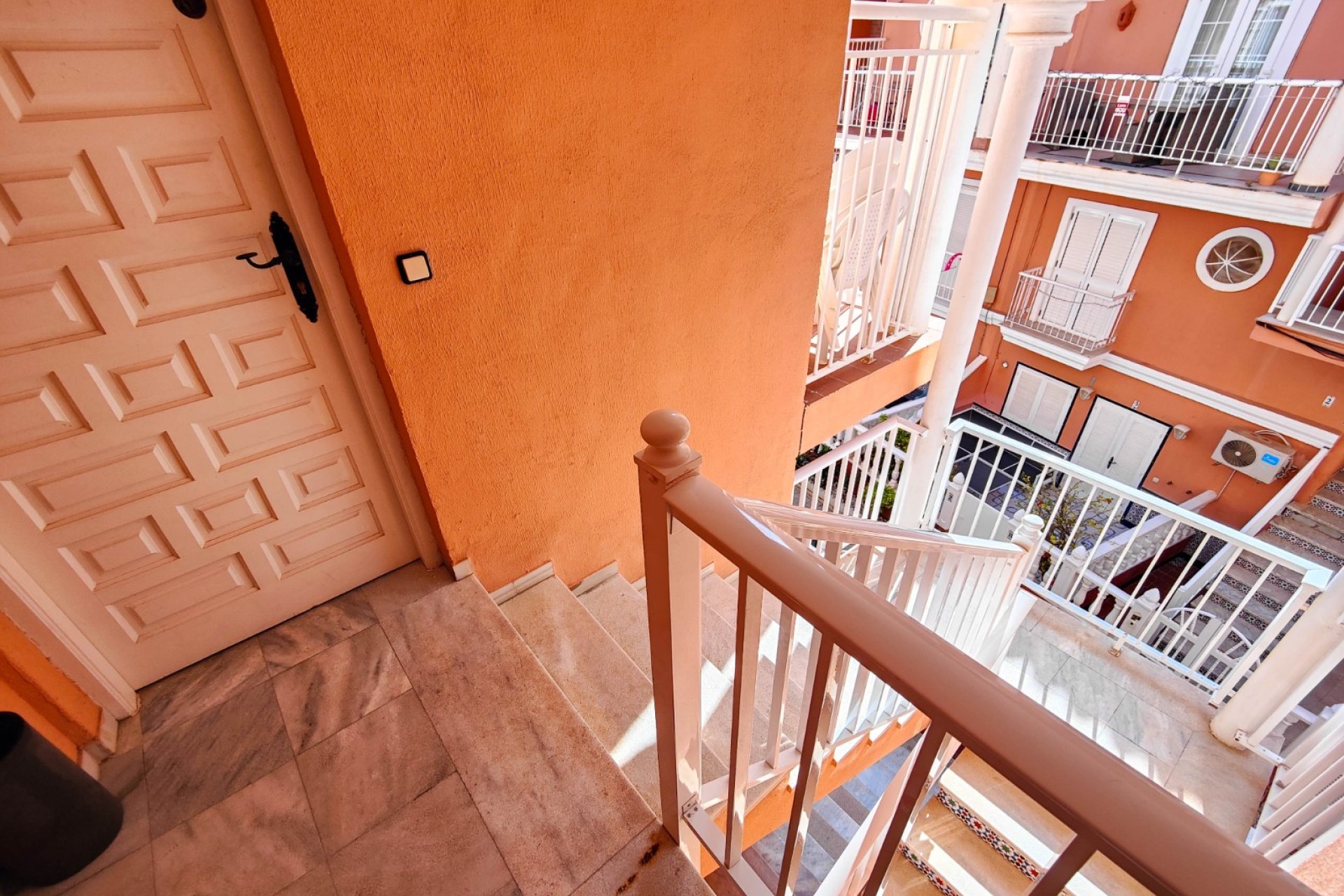 Reventa - Apartamento / piso -
Torrevieja - Torre La Mata