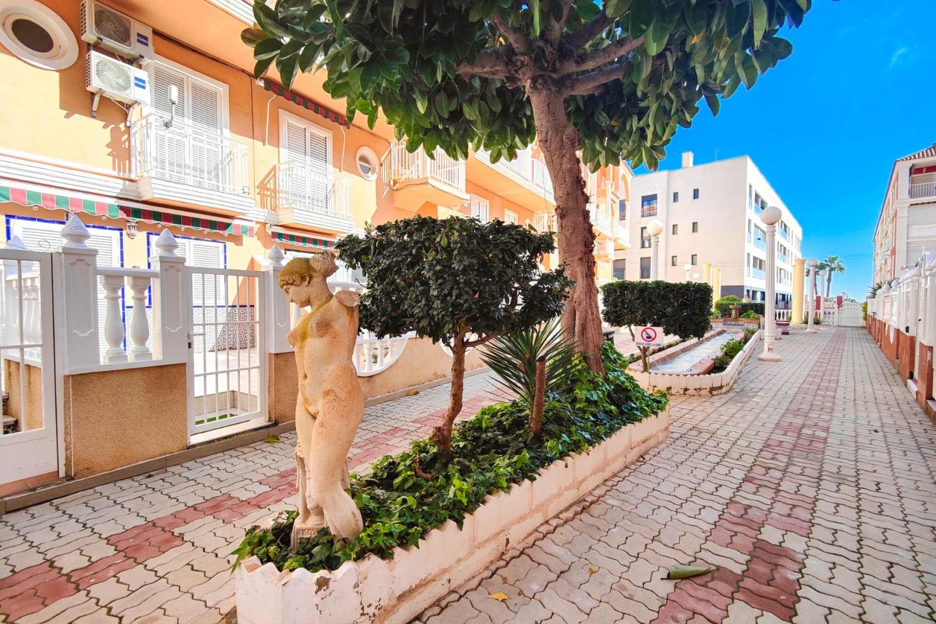 Reventa - Apartamento / piso -
Torrevieja - Torre La Mata
