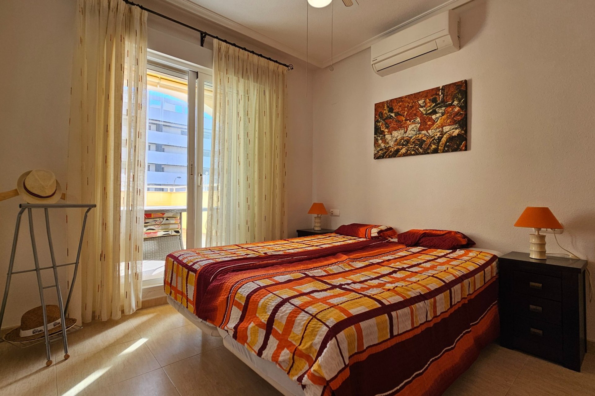 Reventa - Apartamento / piso -
Torrevieja - Torreblanca