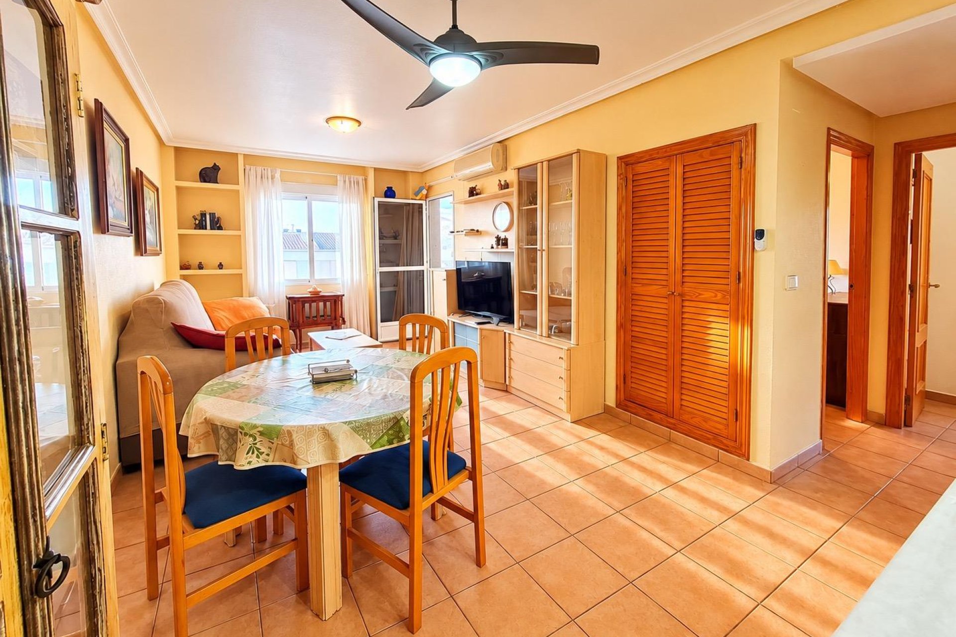 Reventa - Apartamento / piso -
Torrevieja - Torreblanca
